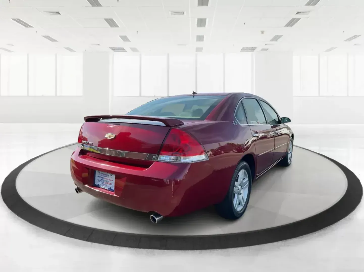 2007 Chevrolet Impala LTZ (2G1WU58R179) with an 3.9L V-6 variable valve control engine, located at 1184 Kauffman Ave, Fairborn, OH, 45324, (937) 908-9800, 39.807072, -84.031563 - Photo#2