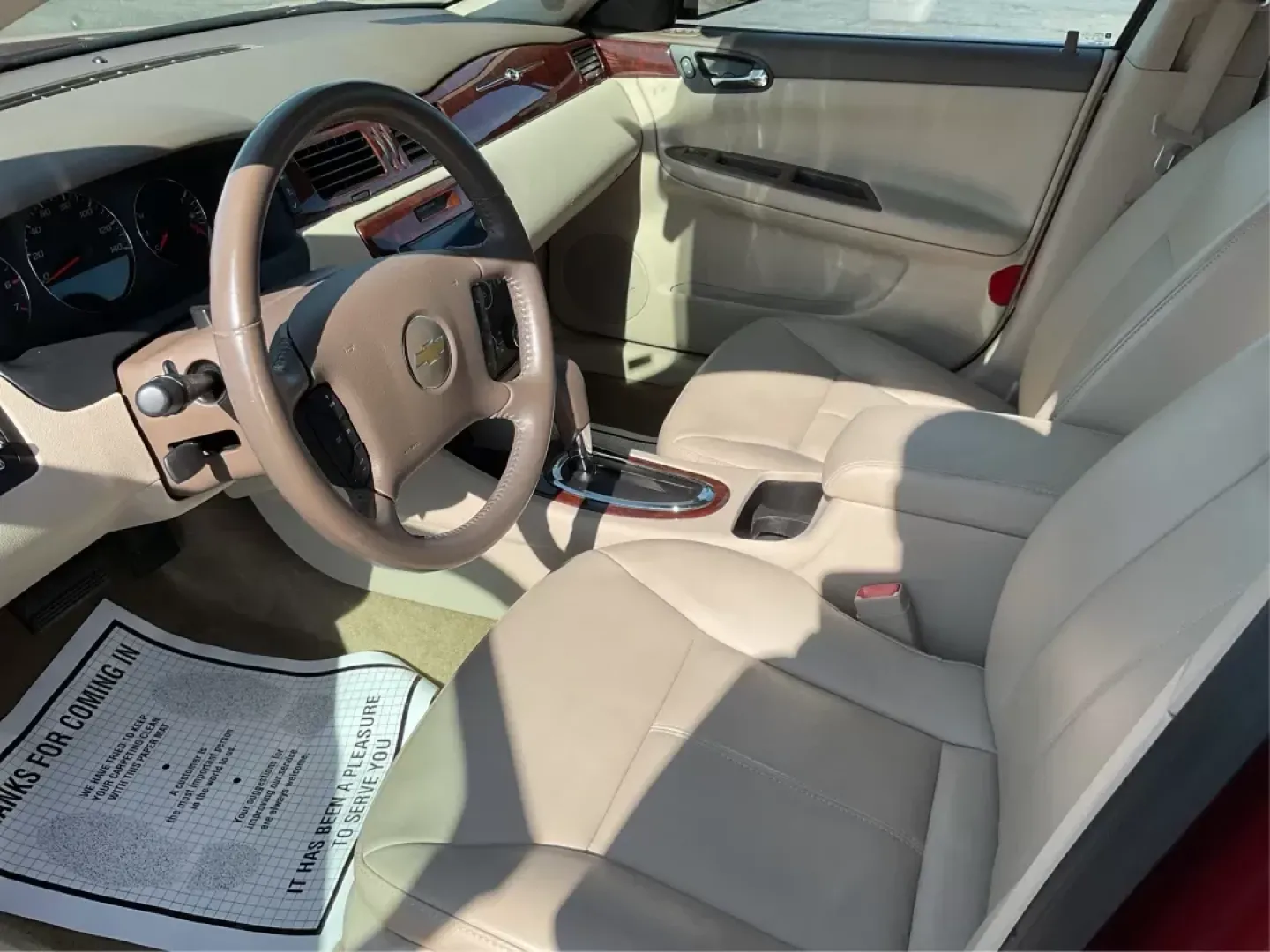 2007 Chevrolet Impala LTZ (2G1WU58R179) with an 3.9L V-6 variable valve control engine, located at 1184 Kauffman Ave, Fairborn, OH, 45324, (937) 908-9800, 39.807072, -84.031563 - Photo#8