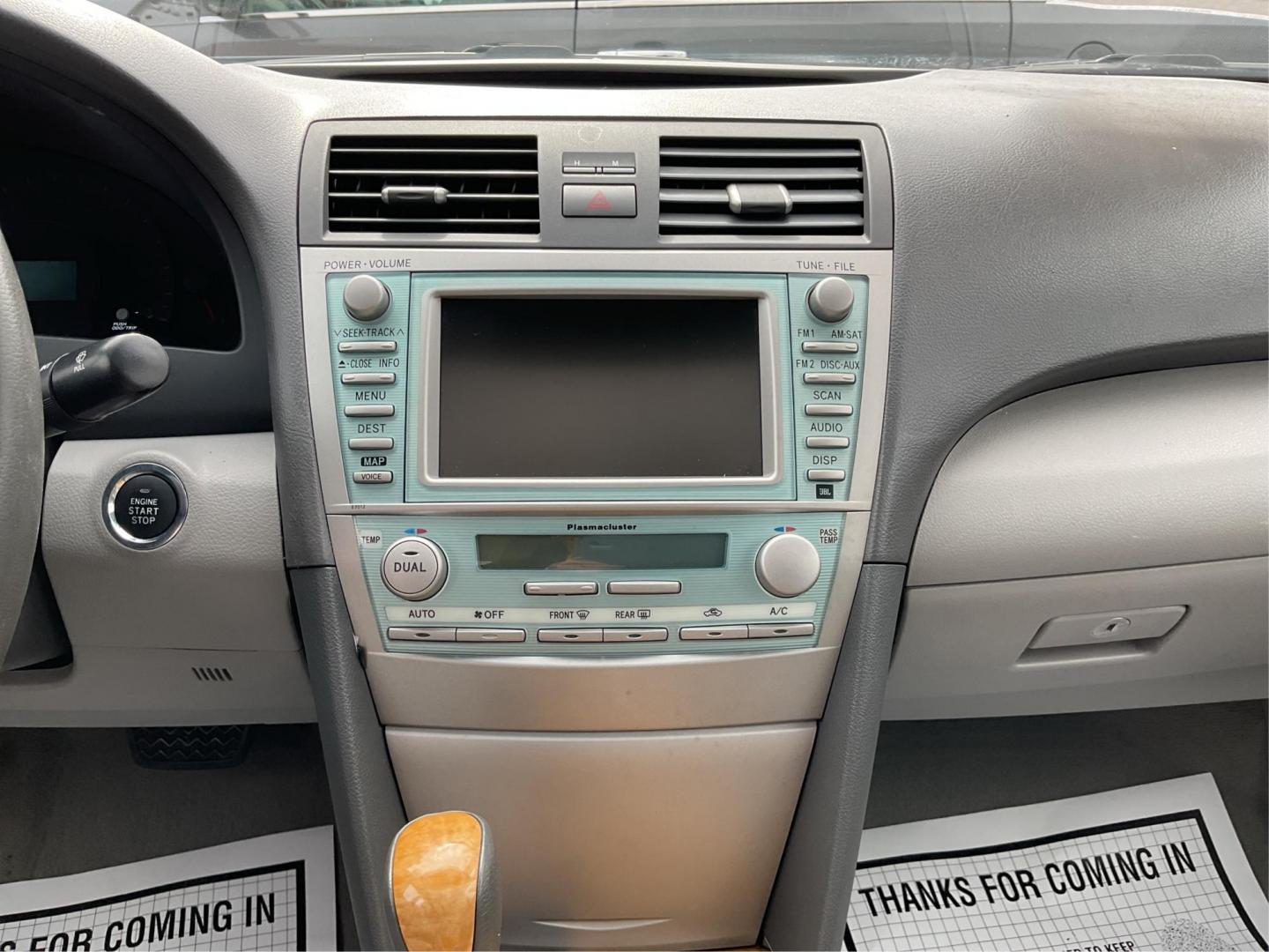 2007 Toyota Camry XLE V6 (4T1BK46K77U) with an 3.5L V-6 DOHC engine, located at 4508 South Dixie Dr, Moraine, OH, 45439, (937) 908-9800, 39.807072, -84.031563 - Photo#12