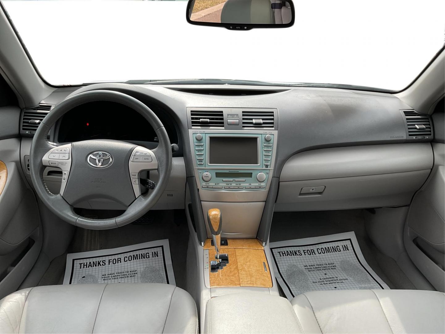 2007 Toyota Camry XLE V6 (4T1BK46K77U) with an 3.5L V-6 DOHC engine, located at 4508 South Dixie Dr, Moraine, OH, 45439, (937) 908-9800, 39.807072, -84.031563 - Photo#19