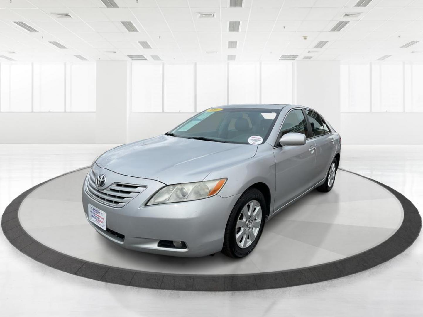 2007 Toyota Camry XLE V6 (4T1BK46K77U) with an 3.5L V-6 DOHC engine, located at 4508 South Dixie Dr, Moraine, OH, 45439, (937) 908-9800, 39.807072, -84.031563 - Photo#7