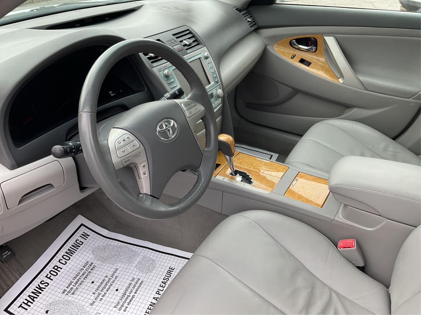 2007 Toyota Camry XLE V6 (4T1BK46K77U) with an 3.5L V-6 DOHC engine, located at 4508 South Dixie Dr, Moraine, OH, 45439, (937) 908-9800, 39.807072, -84.031563 - Photo#8