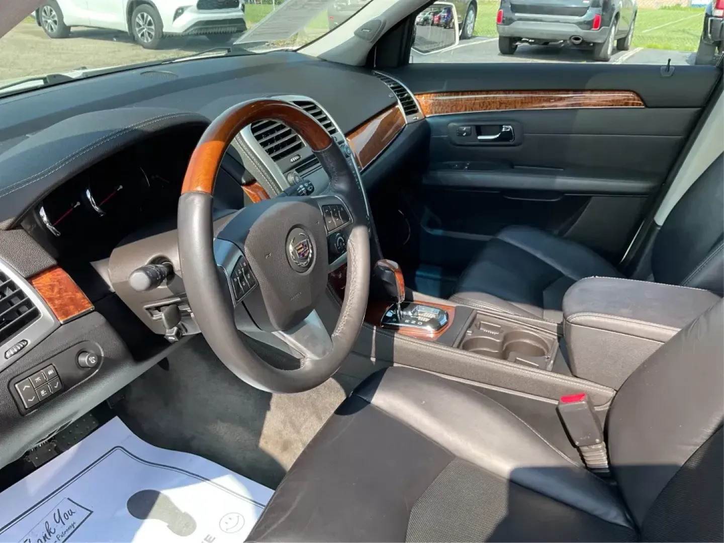 2008 Cadillac SRX V6 (1GYEE437480) with an 3.6L V-6 DOHC engine, located at 1951 S Dayton Lakeview Rd., New Carlisle, OH, 45344, (937) 908-9800, 39.890999, -84.050255 - Photo#8