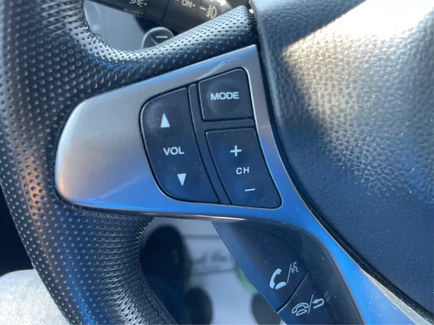 2010 Acura RDX SH-AWD w/Tech (5J8TB1H52AA) with an Other engine, located at 1099 N County Rd 25A , Troy, OH, 45373, (937) 908-9800, 40.057041, -84.215462 - Photo#15