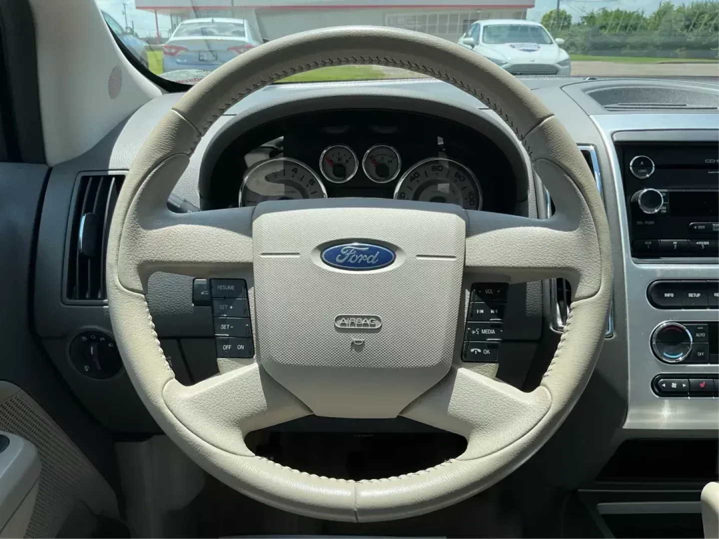 2010 Ford Edge Limited (2FMDK3KC4AB) with an Duratec 3.5L V-6 DOHC engine, located at 1230 East Main St, Xenia, OH, 45385, (937) 908-9800, 39.688042, -83.910538 - Photo#15