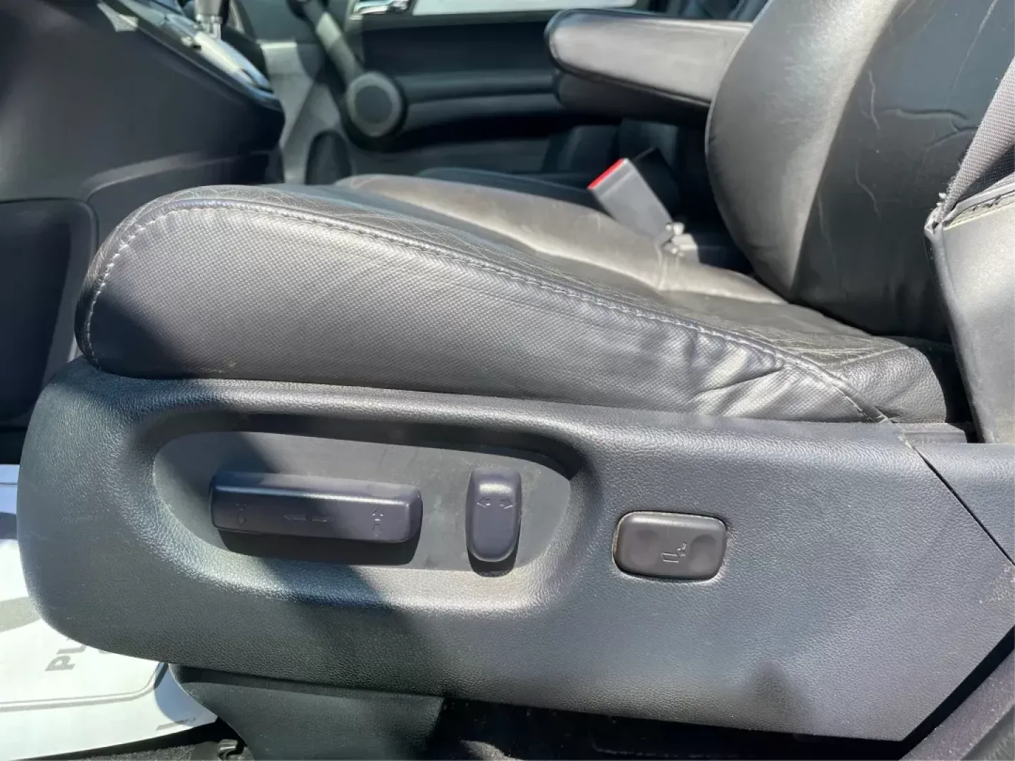 2010 Honda CR-V EX-L (5J6RE4H74AL) with an 2.4L I-4 DOHC engine, located at 8750 N County Rd 25A, Piqua, OH, 45356, (937) 908-9800, 40.164391, -84.232513 - Photo#17
