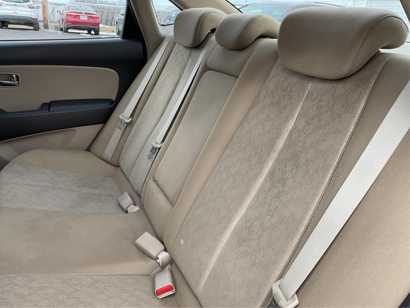 2010 Hyundai Elantra GLS (KMHDU4AD5AU) with an 2L I-4 DOHC engine, located at 4508 South Dixie Dr, Moraine, OH, 45439, (937) 908-9800, 39.807072, -84.031563 - Photo#9
