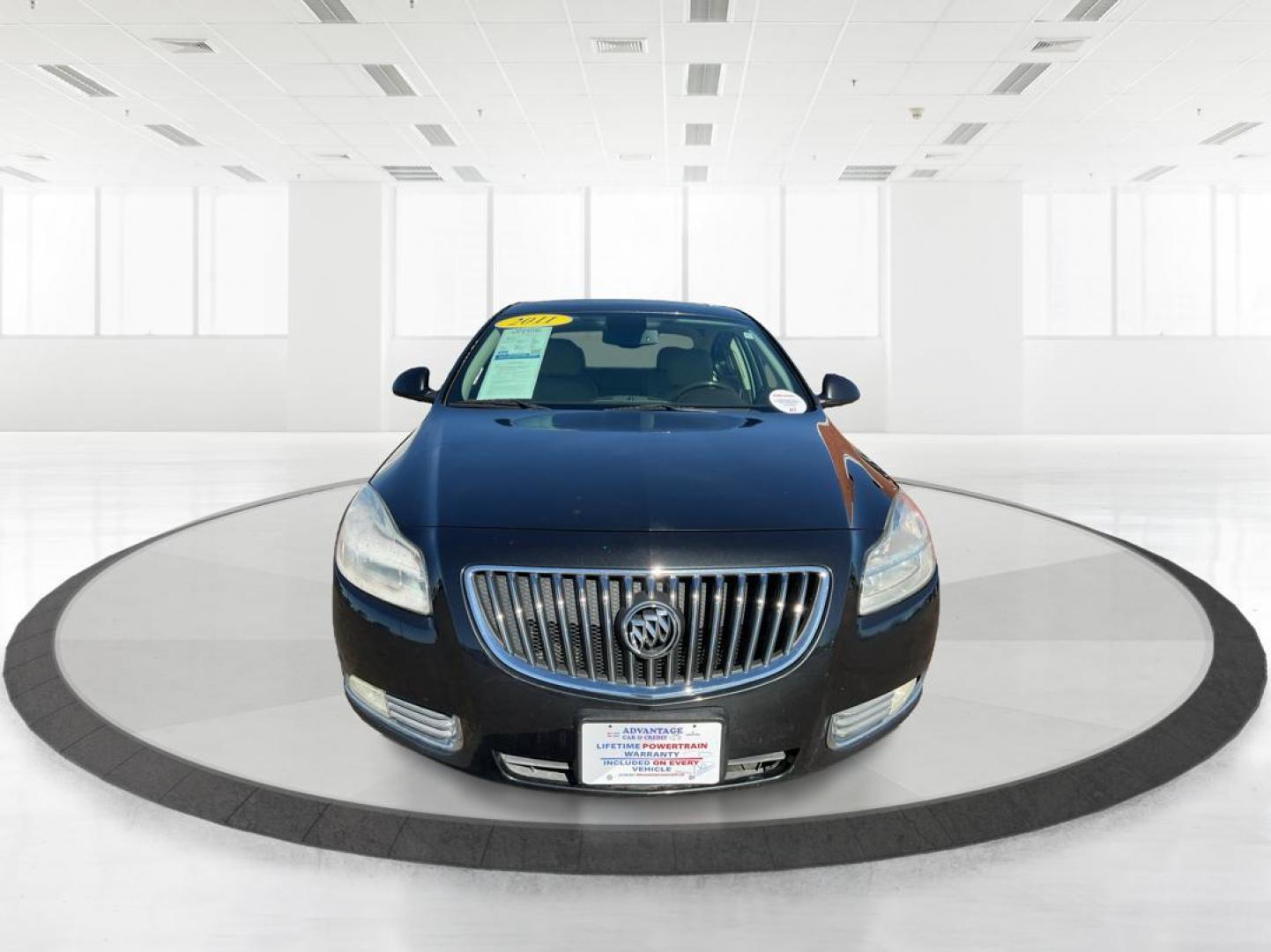 2011 Carbon Black Metallic Buick Regal CXL - 4XL (W04GS5EC9B1) with an 2.4L L4 DOHC 16V engine, 6-Speed Automatic transmission, located at 1184 Kauffman Ave, Fairborn, OH, 45324, (937) 908-9800, 39.807072, -84.031563 - Photo#6