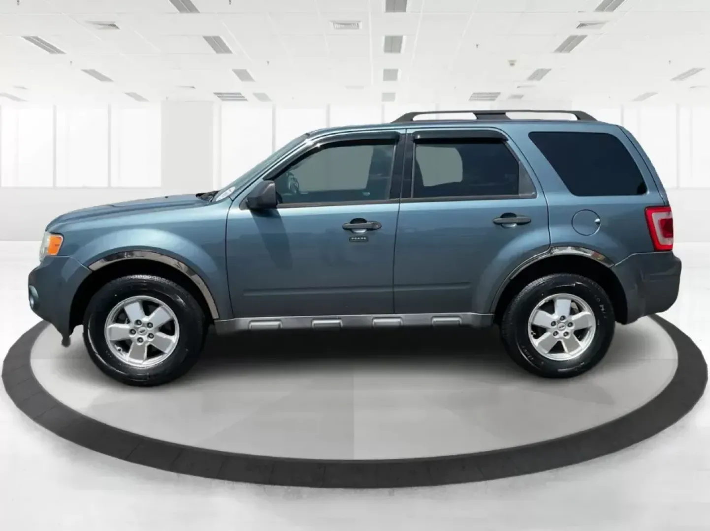 2011 Ford Escape XLT (1FMCU9DG6BK) with an Other engine, located at 401 Woodman Dr, Riverside, OH, 45431, (937) 908-9800, 39.761024, -84.120956 - Photo#5