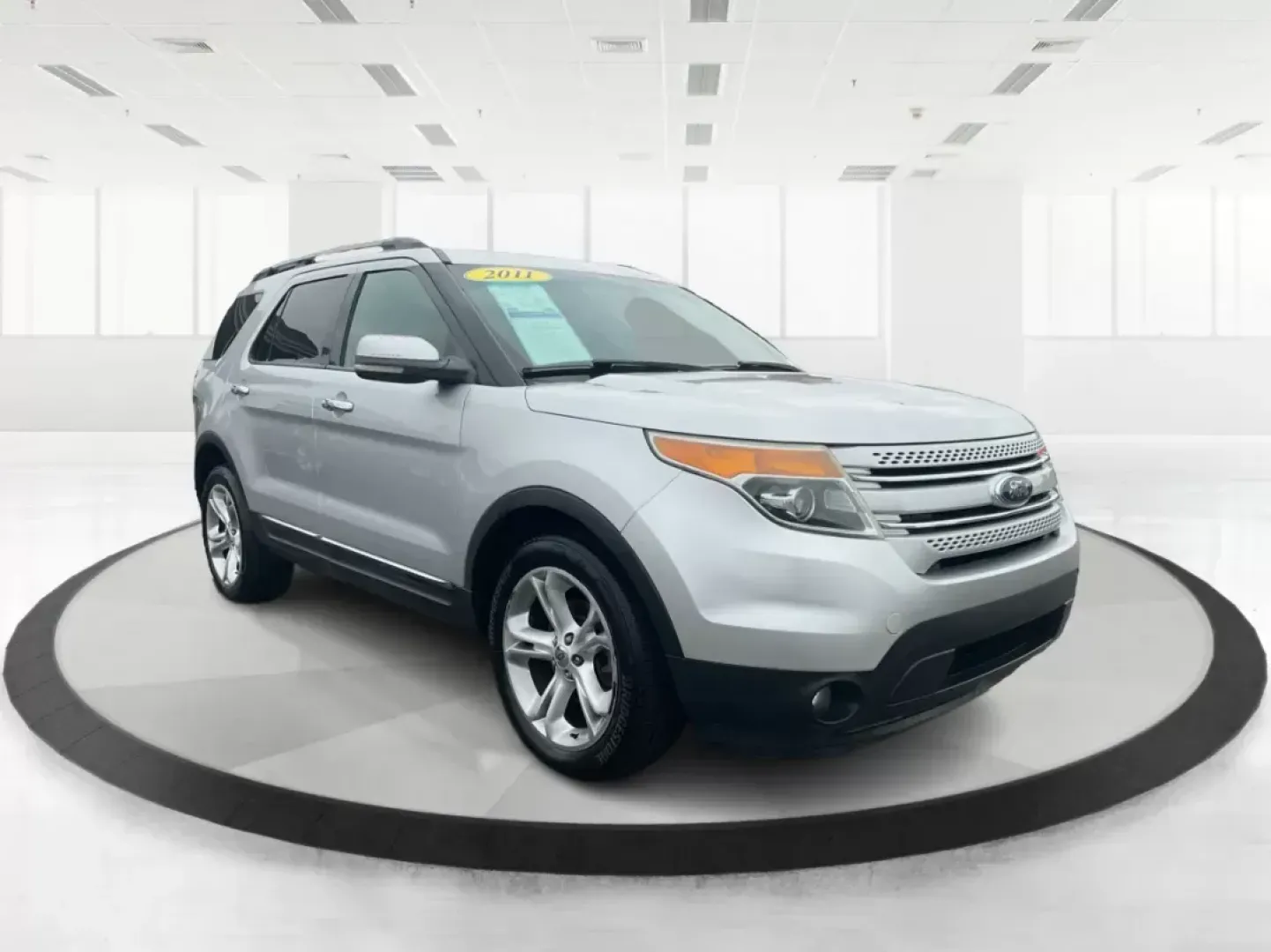 2011 Ford Explorer Limited (1FMHK8F80BG) with an 3.5L V-6 DOHC engine, located at 1230 East Main St, Xenia, OH, 45385, (937) 908-9800, 39.688042, -83.910538 - Photo#0