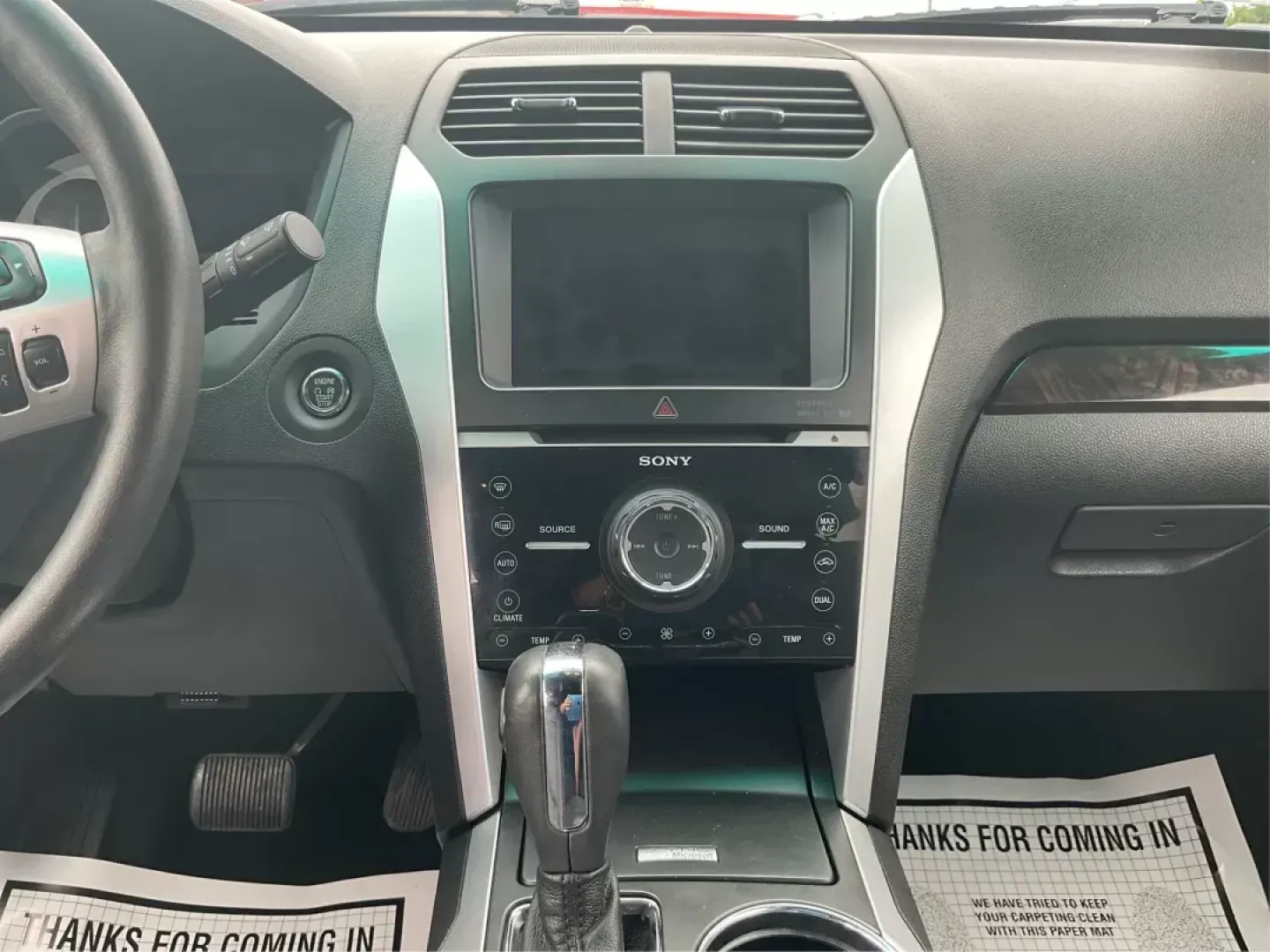 2011 Ford Explorer Limited (1FMHK8F80BG) with an 3.5L V-6 DOHC engine, located at 1230 East Main St, Xenia, OH, 45385, (937) 908-9800, 39.688042, -83.910538 - Photo#11