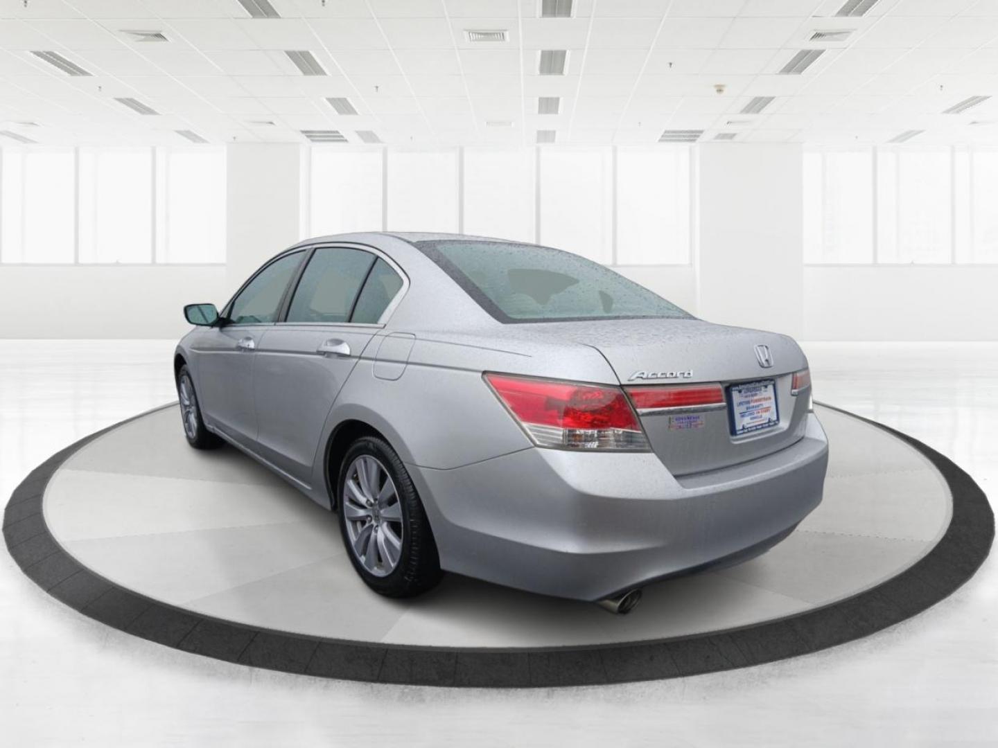 2011 Honda Accord EX-L V-6 Sedan AT (1HGCP3F82BA) with an 3.5L V6 SOHC 24V engine, 5-Speed Automatic transmission, located at 1184 Kauffman Ave, Fairborn, OH, 45324, (937) 908-9800, 39.807072, -84.031563 - Photo#4