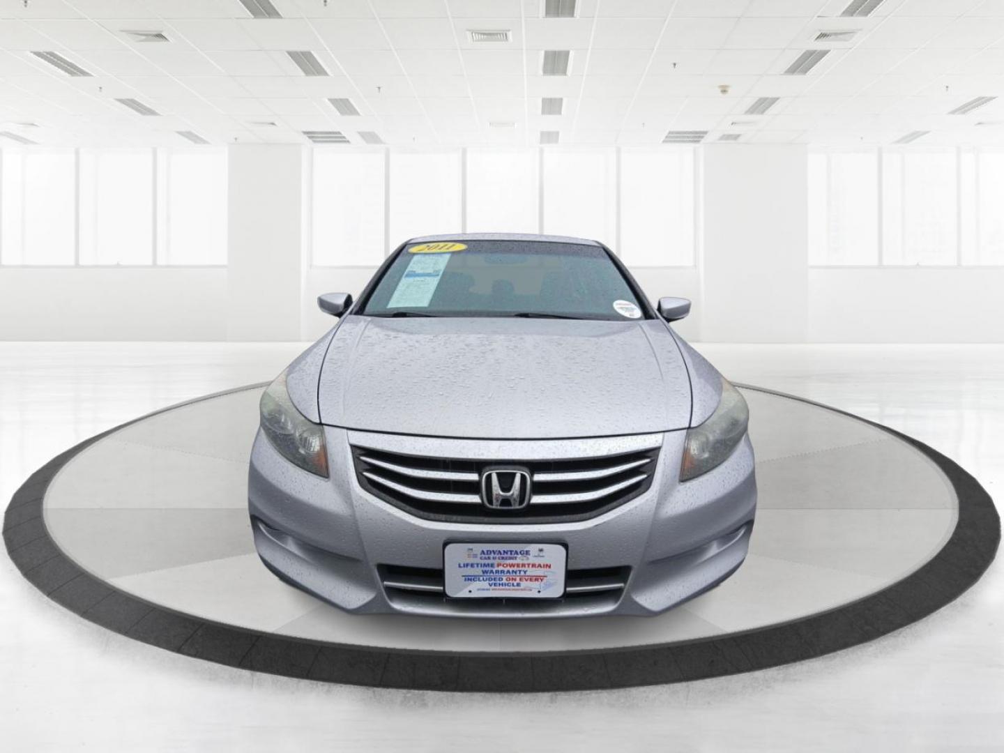 2011 Honda Accord EX-L V-6 Sedan AT (1HGCP3F82BA) with an 3.5L V6 SOHC 24V engine, 5-Speed Automatic transmission, located at 1184 Kauffman Ave, Fairborn, OH, 45324, (937) 908-9800, 39.807072, -84.031563 - Photo#6