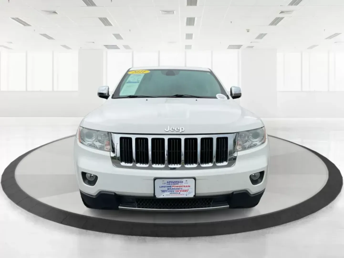 2011 Jeep Grand Cherokee Limited (1J4RR5GG2BC) with an Other engine, located at 1184 Kauffman Ave, Fairborn, OH, 45324, (937) 908-9800, 39.807072, -84.031563 - Photo#7