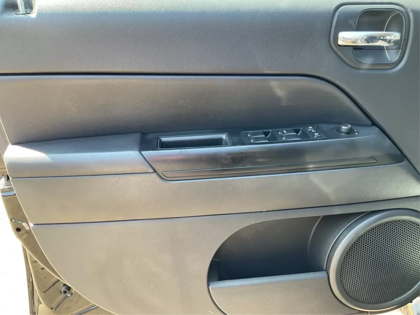 2018 Kia Optima LX (KNAGT4L33J5) with an Theta II 2.4L I-4 gasoline direct injection engine, located at 401 Woodman Dr, Riverside, OH, 45431, (937) 908-9800, 39.761024, -84.120956 - Photo#16