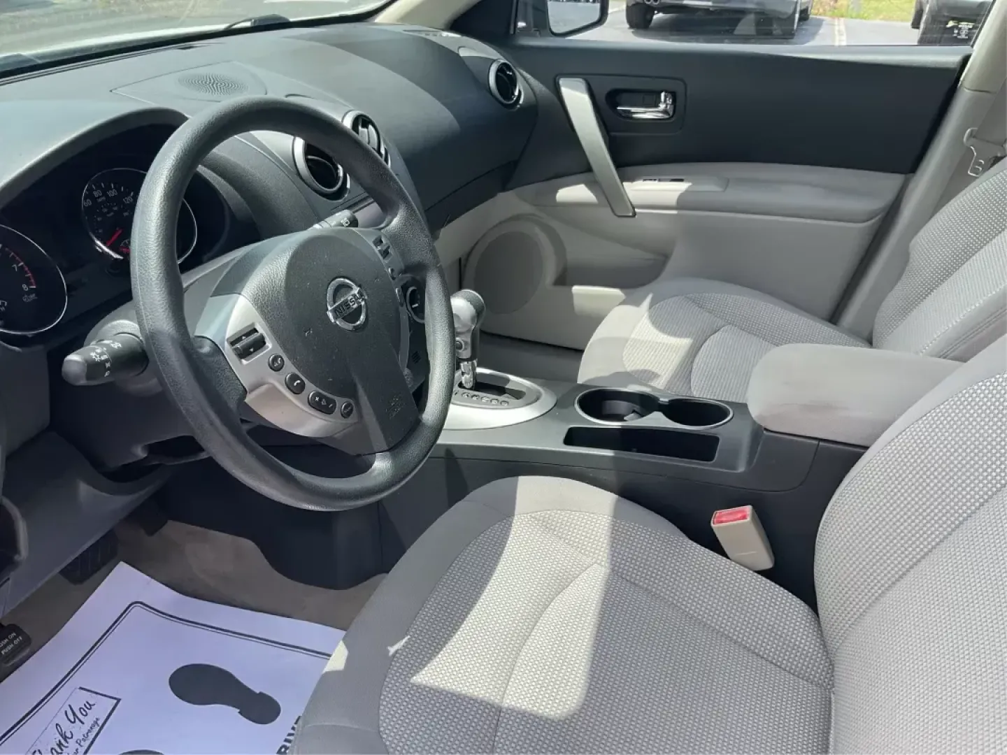 2011 Nissan Rogue SV (JN8AS5MT9BW) with an 2.5L I-4 DOHC engine, located at 401 Woodman Dr, Riverside, OH, 45431, (937) 908-9800, 39.761024, -84.120956 - Photo#8