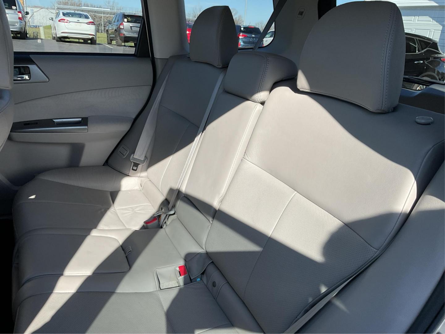 2011 Subaru Forester 2.5X Limited (JF2SHAFC9BH) with an 2.5L H-4 DOHC engine, located at 1230 East Main St, Xenia, OH, 45385, (937) 908-9800, 39.688042, -83.910538 - Photo#9