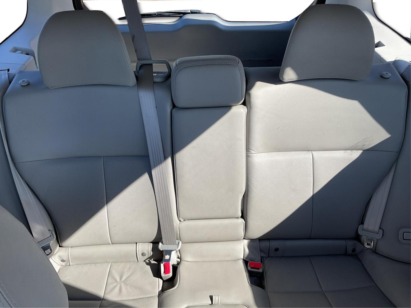 2011 Subaru Forester 2.5X Limited (JF2SHAFC9BH) with an 2.5L H-4 DOHC engine, located at 1230 East Main St, Xenia, OH, 45385, (937) 908-9800, 39.688042, -83.910538 - Photo#13