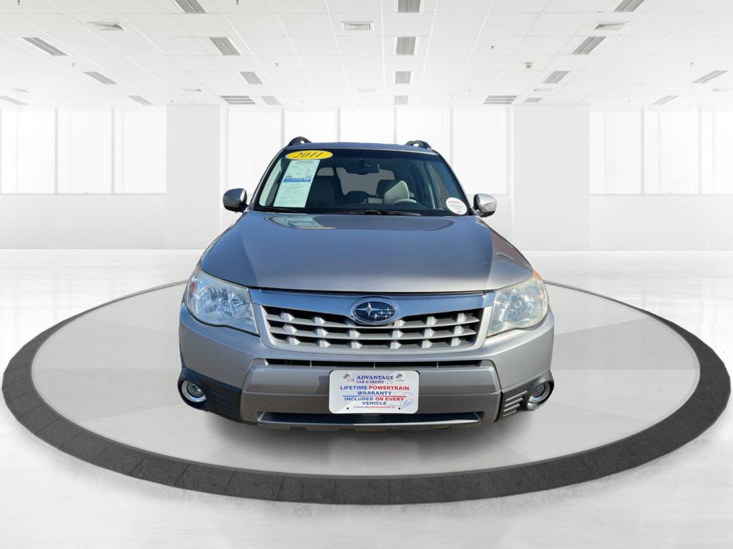 2011 Subaru Forester 2.5X Limited (JF2SHAFC9BH) with an 2.5L H-4 DOHC engine, located at 1230 East Main St, Xenia, OH, 45385, (937) 908-9800, 39.688042, -83.910538 - Photo#6