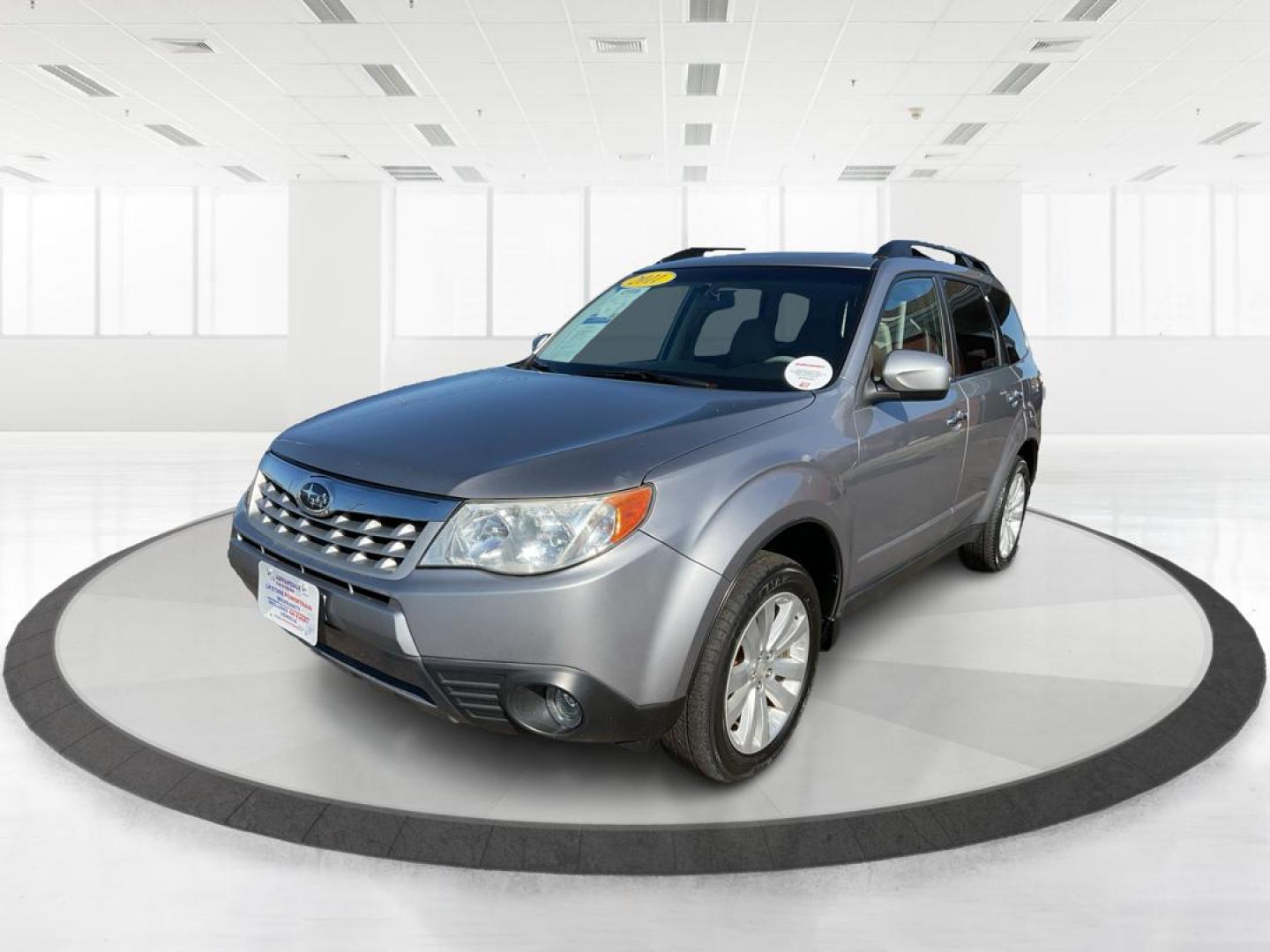 2011 Subaru Forester 2.5X Limited (JF2SHAFC9BH) with an 2.5L H-4 DOHC engine, located at 1230 East Main St, Xenia, OH, 45385, (937) 908-9800, 39.688042, -83.910538 - Photo#7