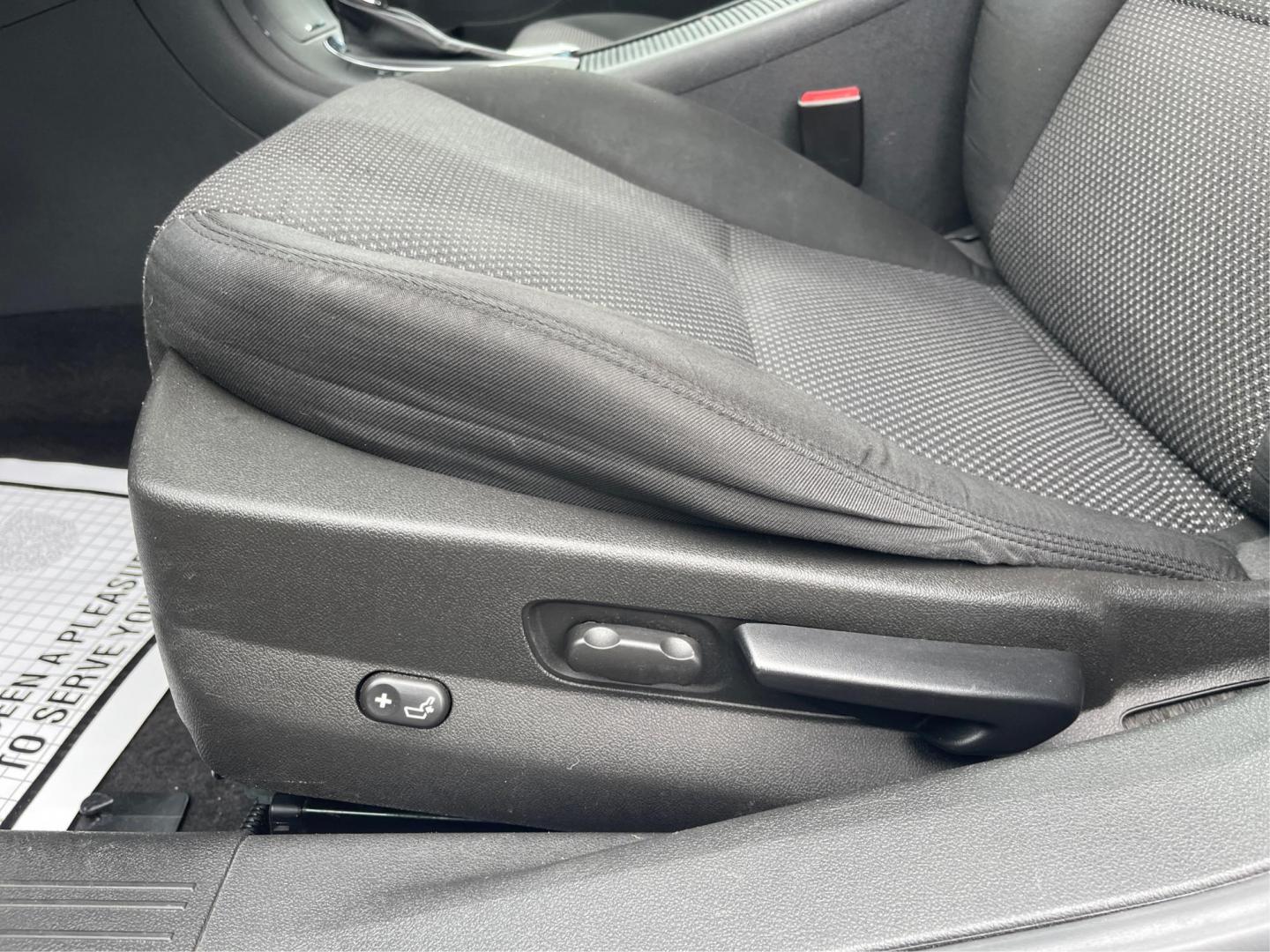 2012 Chevrolet Malibu 1LT (1G1ZC5EU3CF) with an 2.4L L4 DOHC 16V FFV engine, 6-Speed Automatic transmission, located at 1230 East Main St, Xenia, OH, 45385, (937) 908-9800, 39.688042, -83.910538 - Photo#17