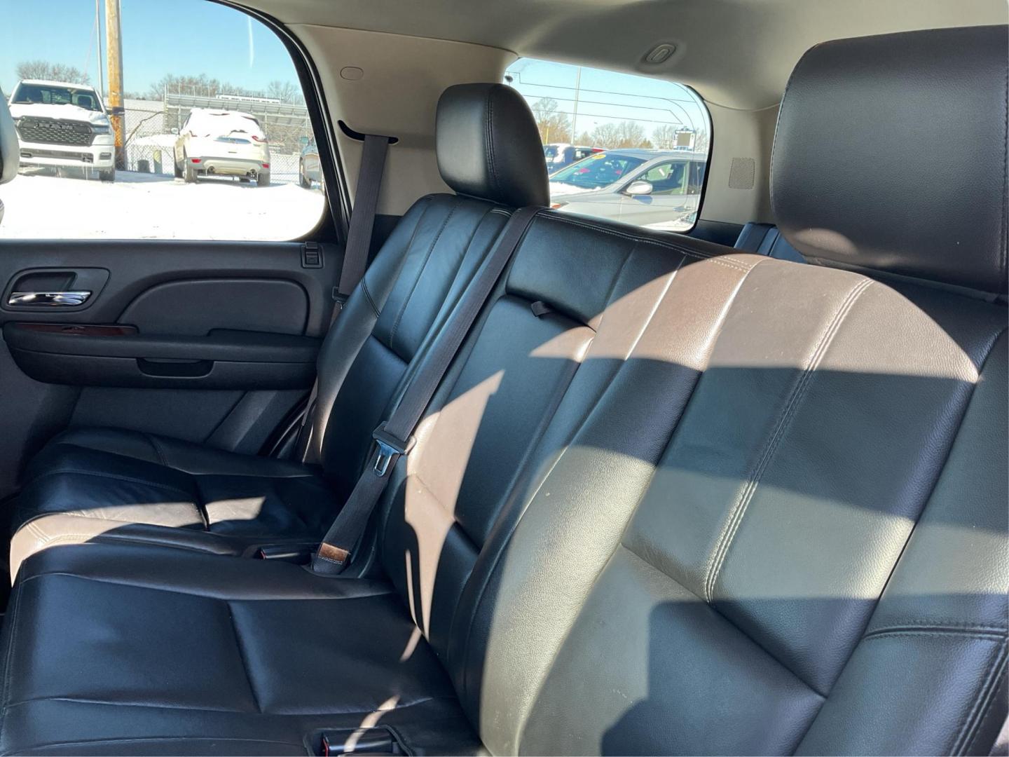 2012 Chevrolet Tahoe LT 4WD (1GNSKBE05CR) with an Other engine, located at 1230 East Main St, Xenia, OH, 45385, (937) 908-9800, 39.688042, -83.910538 - Photo#9