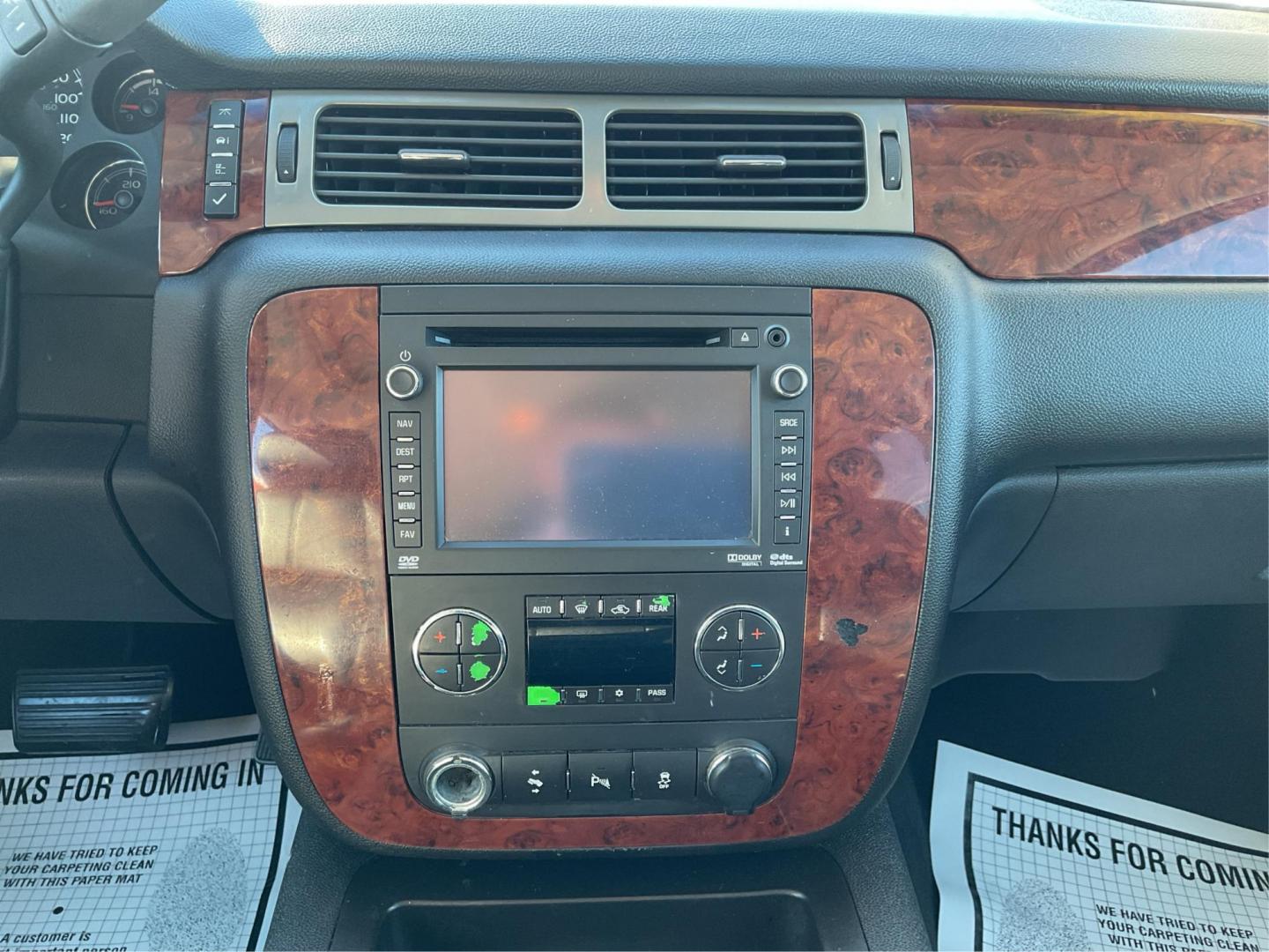 2012 Chevrolet Tahoe LT 4WD (1GNSKBE05CR) with an Other engine, located at 1230 East Main St, Xenia, OH, 45385, (937) 908-9800, 39.688042, -83.910538 - Photo#11