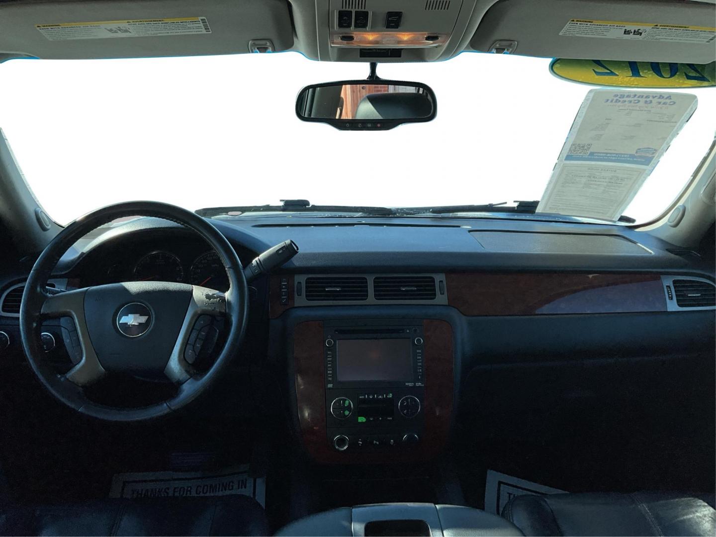 2012 Chevrolet Tahoe LT 4WD (1GNSKBE05CR) with an Other engine, located at 1230 East Main St, Xenia, OH, 45385, (937) 908-9800, 39.688042, -83.910538 - Photo#19