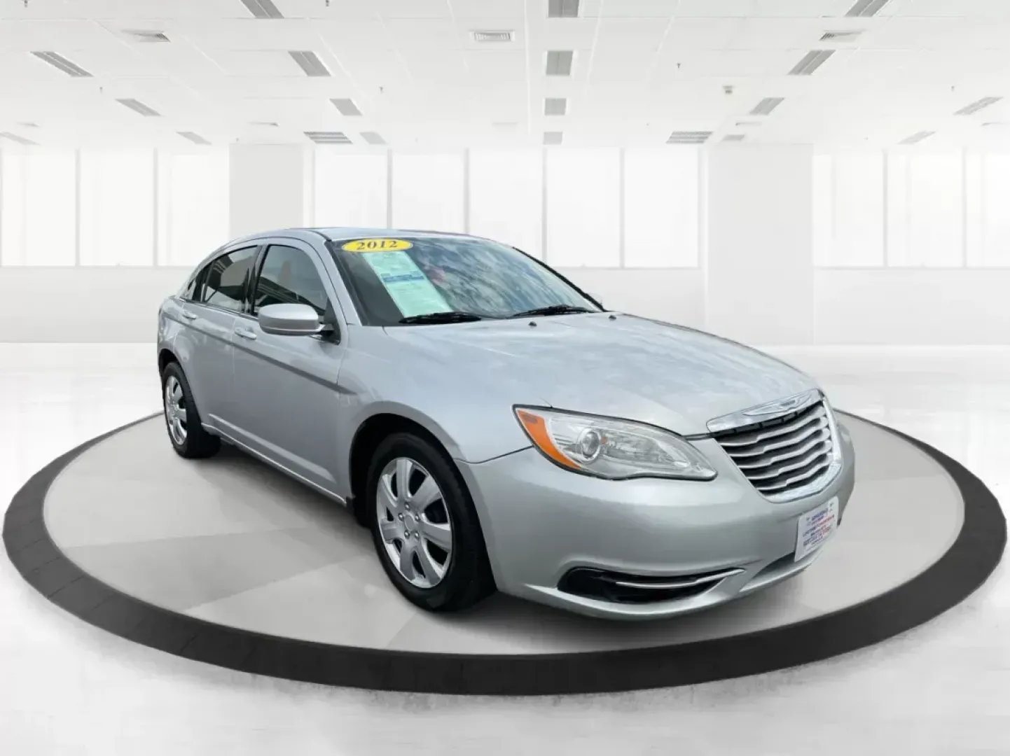 2012 Chrysler 200 LX (1C3CCBAB7CN) with an 2.4L L4 DOHC 16V engine, 6-Speed Automatic transmission, located at 1184 Kauffman Ave, Fairborn, OH, 45324, (937) 908-9800, 39.807072, -84.031563 - Photo#0