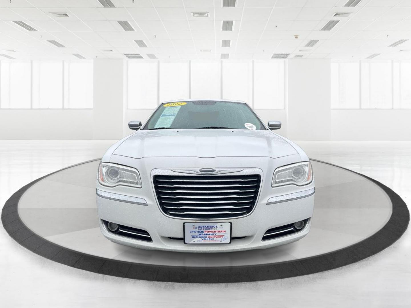 2012 Chrysler 300 Limited (2C3CCACG7CH) with an 3.6L V-6 DOHC engine, located at 8750 N County Rd 25A, Piqua, OH, 45356, (937) 908-9800, 40.164391, -84.232513 - Photo#7