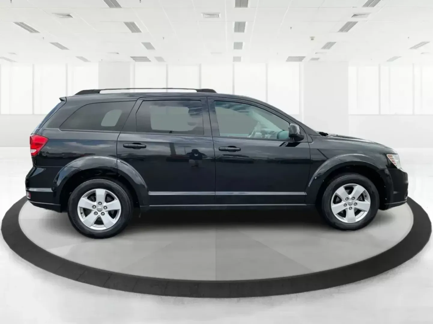 2012 Dodge Journey SXT (3C4PDCBG5CT) with an 2.4L I-4 DOHC engine, located at 401 Woodman Dr, Riverside, OH, 45431, (937) 908-9800, 39.761024, -84.120956 - Photo#1