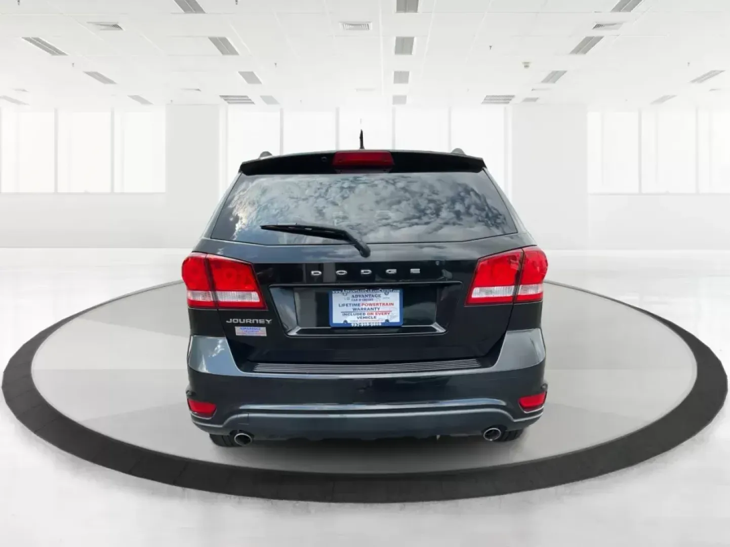 2012 Dodge Journey SXT (3C4PDCBG5CT) with an 2.4L I-4 DOHC engine, located at 401 Woodman Dr, Riverside, OH, 45431, (937) 908-9800, 39.761024, -84.120956 - Photo#3
