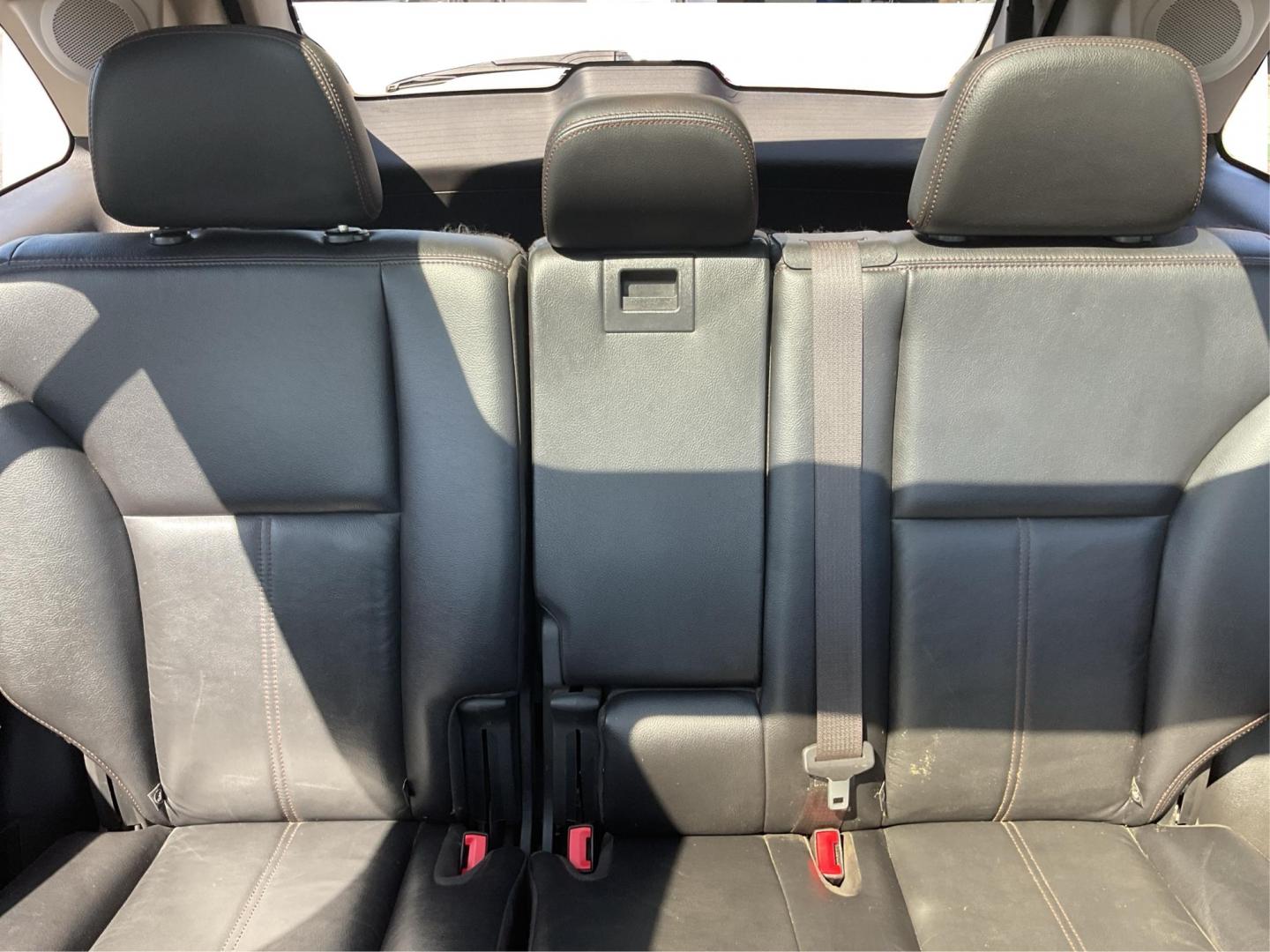 2012 Ford Edge Limited (2FMDK4KC8CB) with an 3.5L V-6 DOHC engine, located at 1230 East Main St, Xenia, OH, 45385, (937) 908-9800, 39.688042, -83.910538 - Photo#13