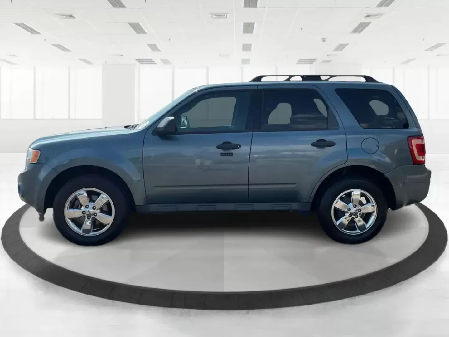 2012 Ford Escape XLT (1FMCU0DG7CK) with an Other engine, located at 1184 Kauffman Ave, Fairborn, OH, 45324, (937) 908-9800, 39.807072, -84.031563 - Photo#5