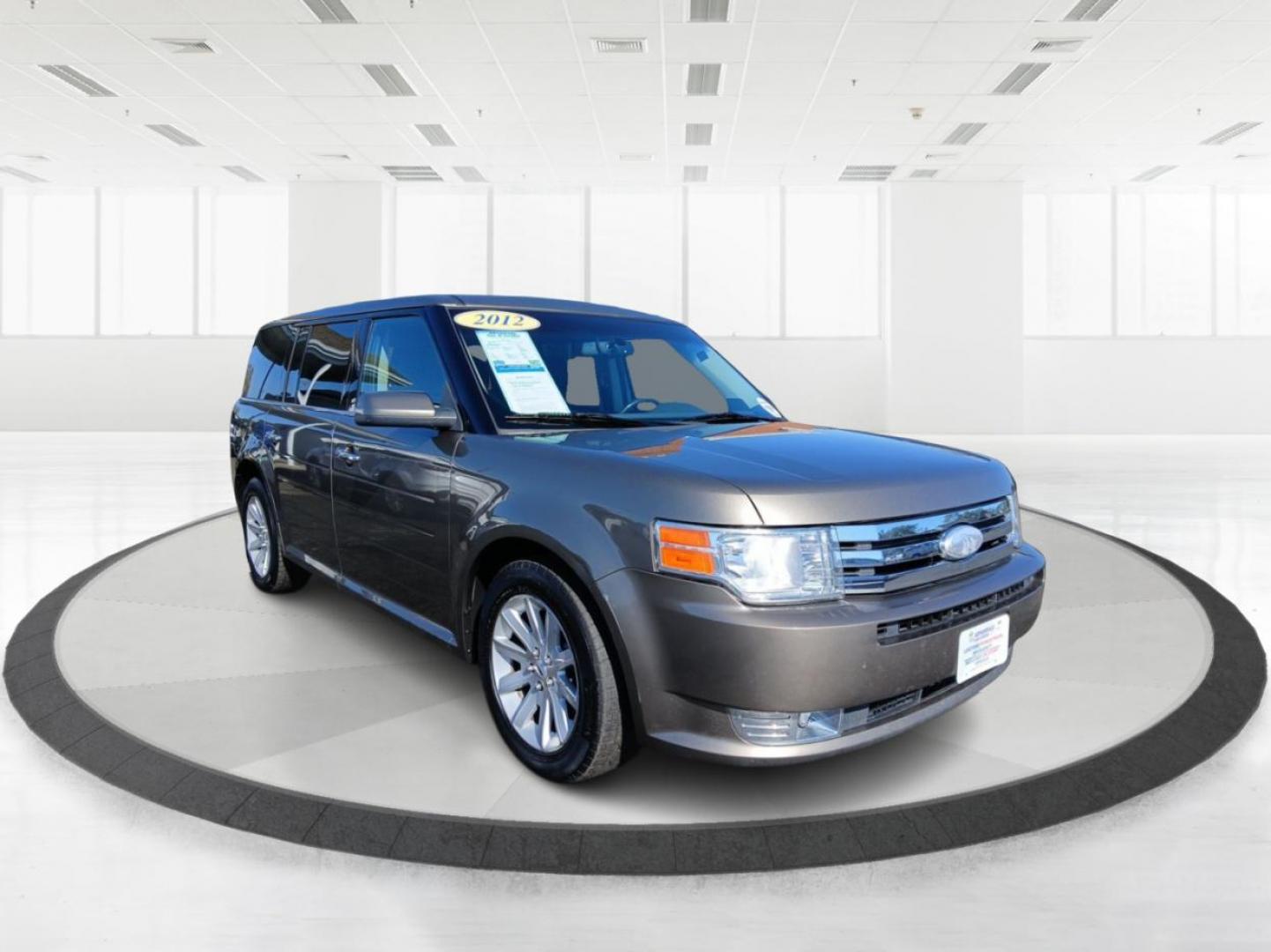 2012 Ford Flex SEL FWD (2FMGK5CC2CB) with an 3.5L V6 DOHC 24V engine, 6-Speed Automatic Overdrive transmission, located at 1951 S Dayton Lakeview Rd., New Carlisle, OH, 45344, (937) 908-9800, 39.890999, -84.050255 - Photo#0