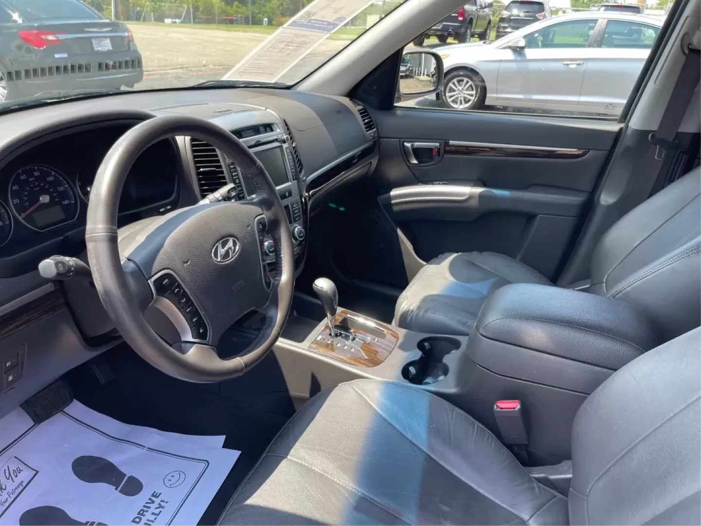 2012 Hyundai Santa Fe Limited V6 (5XYZKDAG0CG) with an 3.5L V-6 DOHC engine, located at 4508 South Dixie Dr, Moraine, OH, 45439, (937) 908-9800, 39.807072, -84.031563 - Photo#8