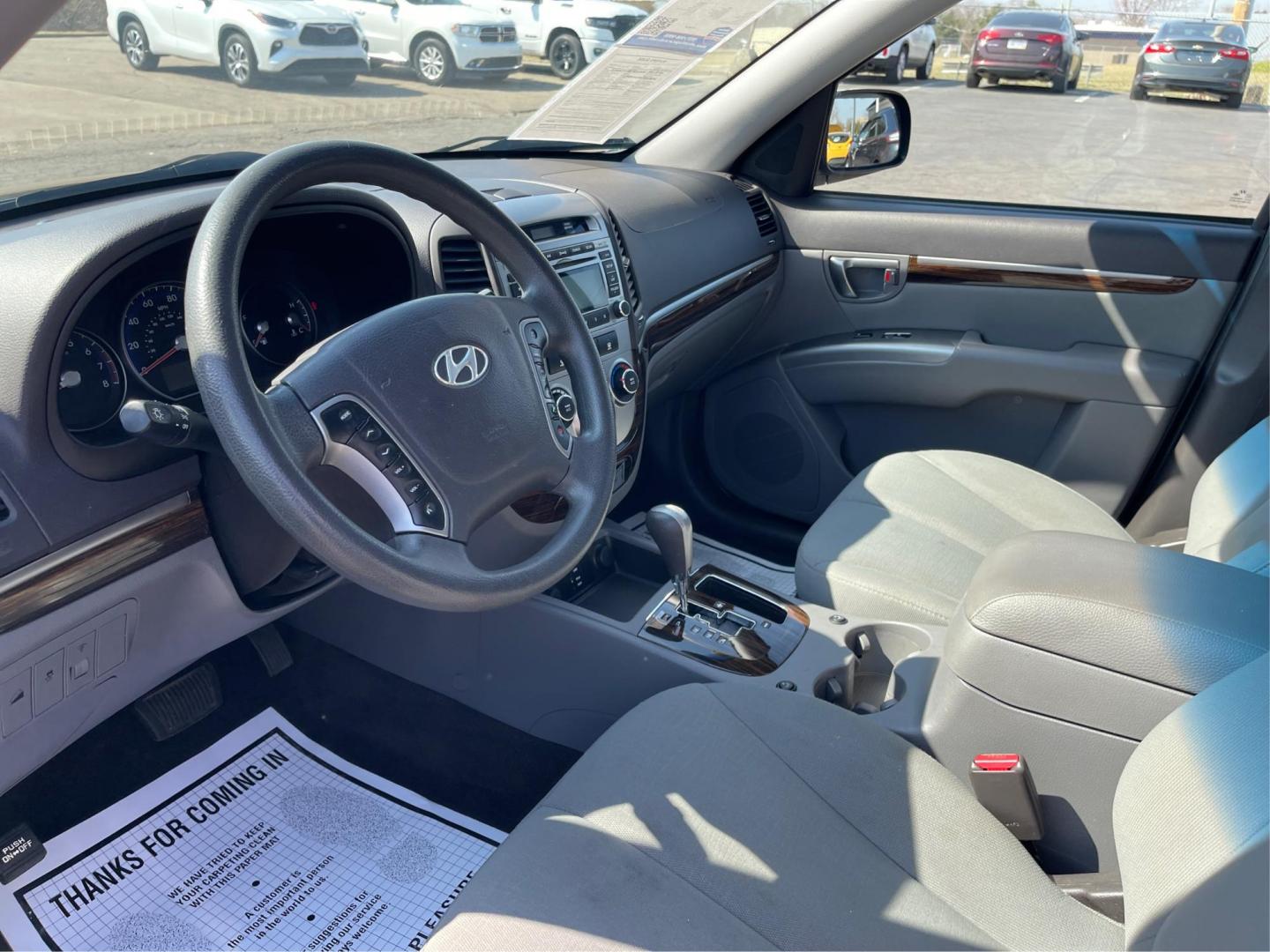 2012 Hyundai Santa Fe GLS (5XYZG3ABXCG) with an 2.4L I-4 DOHC engine, located at 401 Woodman Dr, Riverside, OH, 45431, (937) 908-9800, 39.761024, -84.120956 - Photo#8