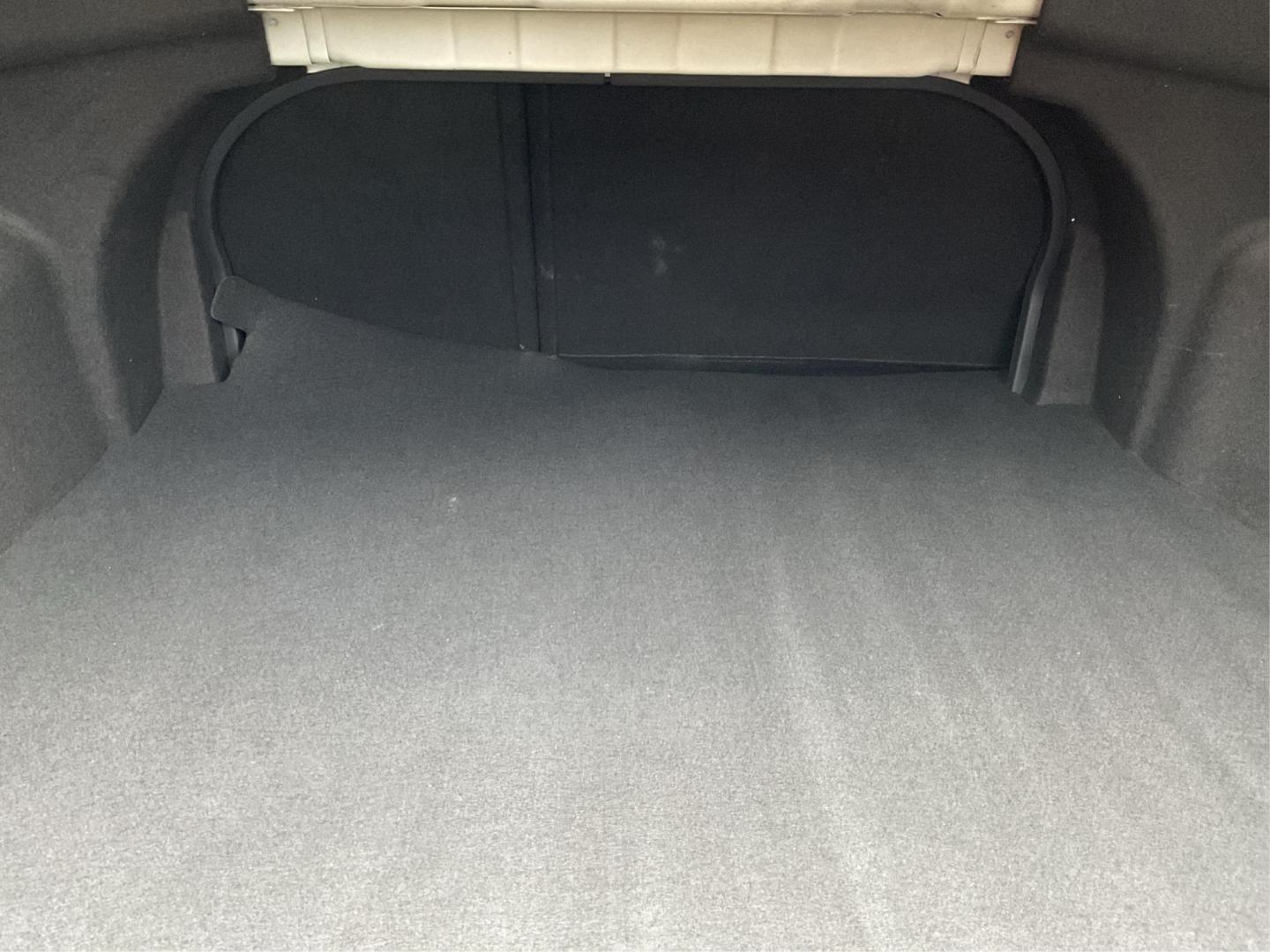 2012 Hyundai Sonata Limited 2.0T (5NPEC4AB7CH) with an 2L I-4 gasoline direct injection engine, located at 4508 South Dixie Dr, Moraine, OH, 45439, (937) 908-9800, 39.807072, -84.031563 - Photo#11