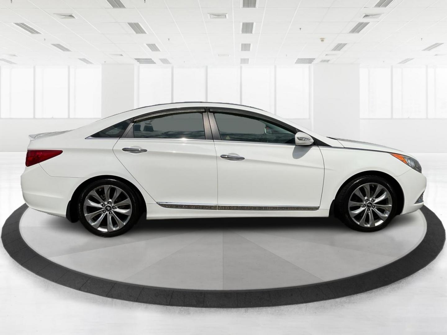 2012 Hyundai Sonata Limited 2.0T (5NPEC4AB7CH) with an 2L I-4 gasoline direct injection engine, located at 4508 South Dixie Dr, Moraine, OH, 45439, (937) 908-9800, 39.807072, -84.031563 - Photo#1