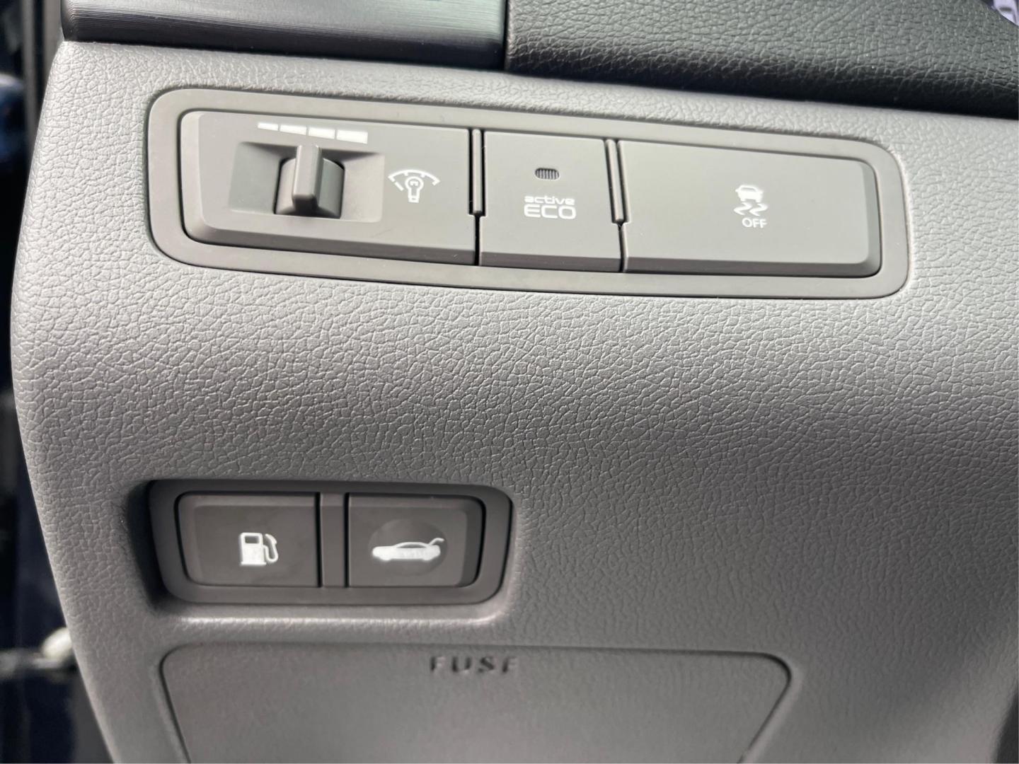 2012 Hyundai Sonata GLS (5NPEB4AC9CH) with an Other engine, located at 1099 N County Rd 25A , Troy, OH, 45373, (937) 908-9800, 40.057041, -84.215462 - Photo#16