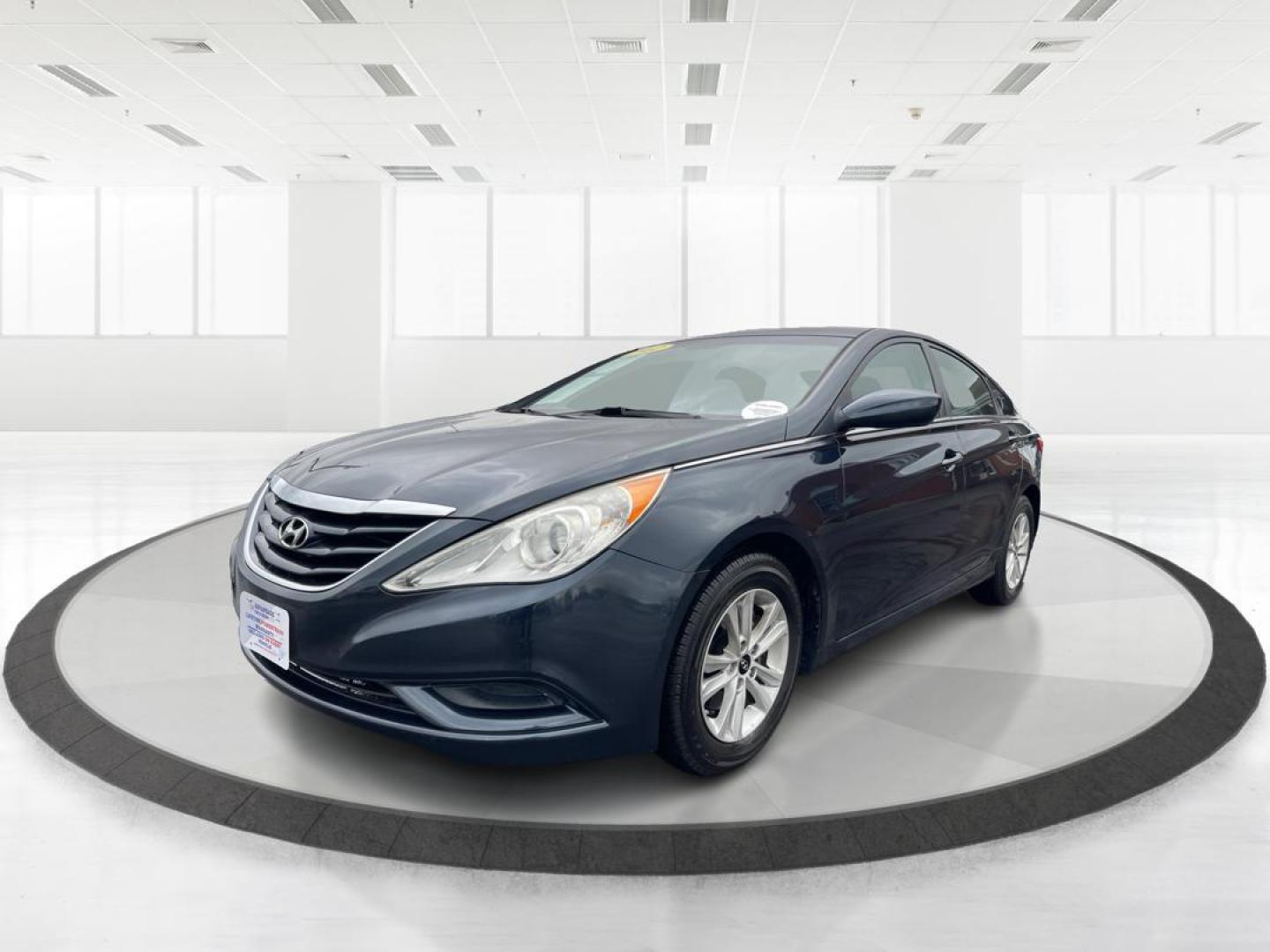 2012 Hyundai Sonata GLS (5NPEB4AC9CH) with an Other engine, located at 1099 N County Rd 25A , Troy, OH, 45373, (937) 908-9800, 40.057041, -84.215462 - Photo#7