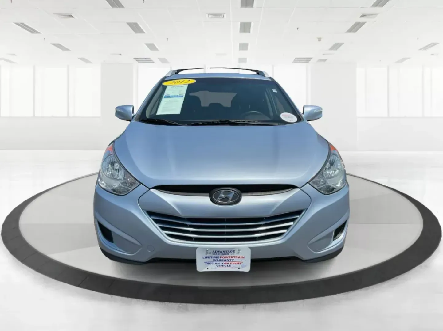 2012 Hyundai Tucson GLS (KM8JU3AC7CU) with an Theta II 2.4L I-4 DOHC engine, located at 4508 South Dixie Dr, Moraine, OH, 45439, (937) 908-9800, 39.807072, -84.031563 - Photo#6