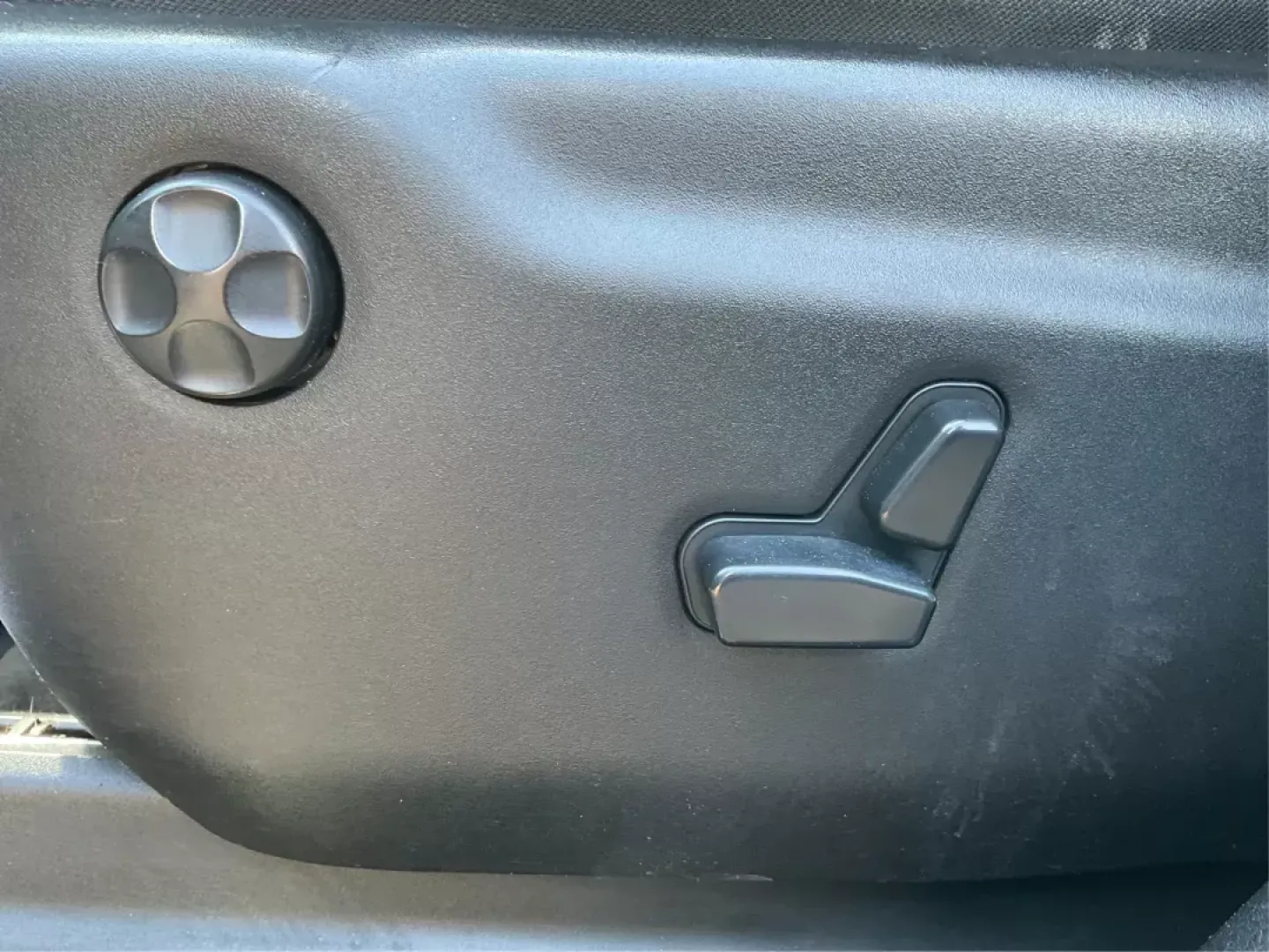 2012 Jeep Grand Cherokee Limited (1C4RJEBG5CC) with an Other engine, located at 1951 S Dayton Lakeview Rd., New Carlisle, OH, 45344, (937) 908-9800, 39.890999, -84.050255 - Photo#17