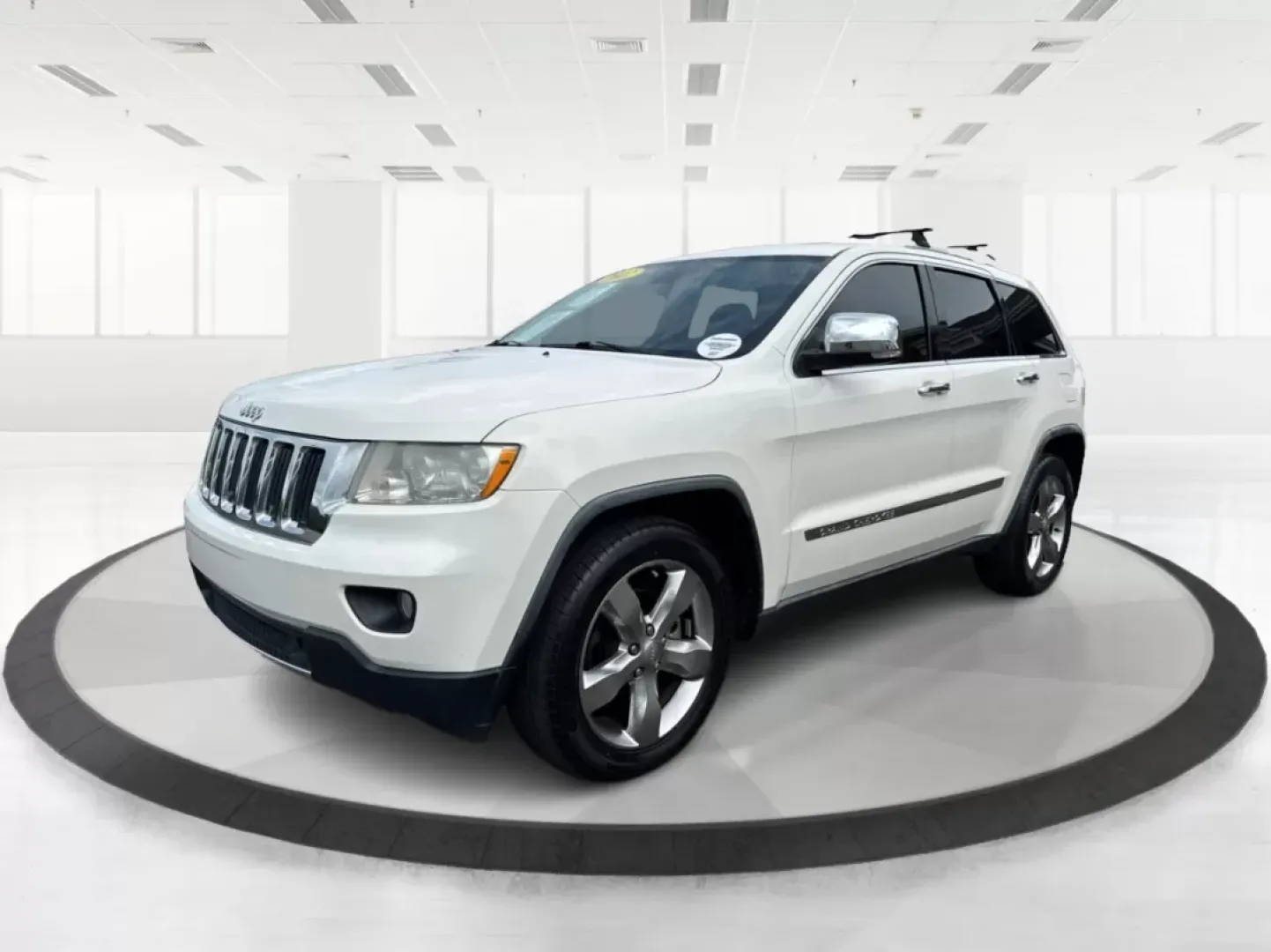2012 Jeep Grand Cherokee Limited (1C4RJFBGXCC) with an Other engine, located at 401 Woodman Dr, Riverside, OH, 45431, (937) 908-9800, 39.761024, -84.120956 - Photo#7