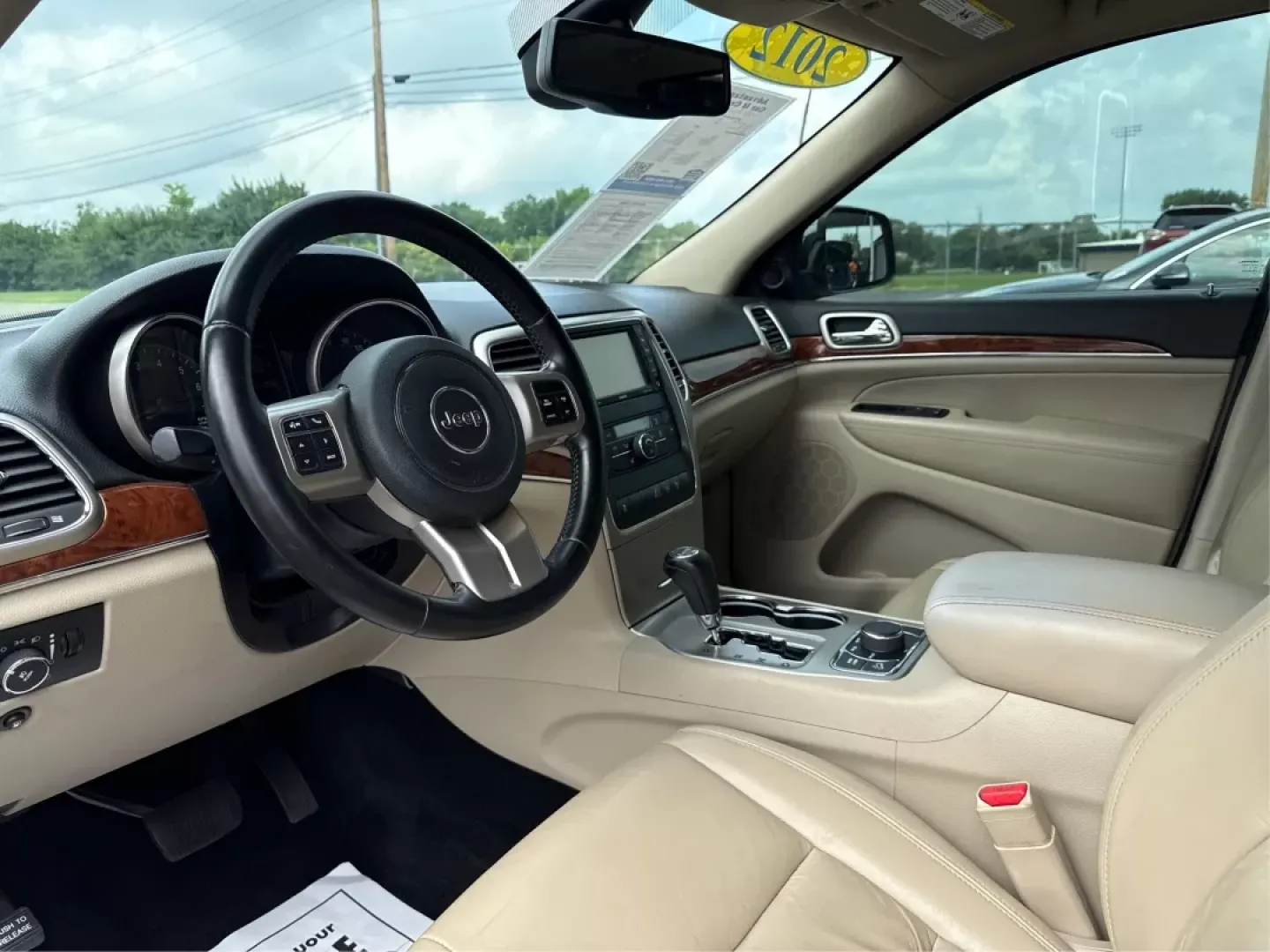 2012 Jeep Grand Cherokee Limited (1C4RJFBGXCC) with an Other engine, located at 401 Woodman Dr, Riverside, OH, 45431, (937) 908-9800, 39.761024, -84.120956 - Photo#8