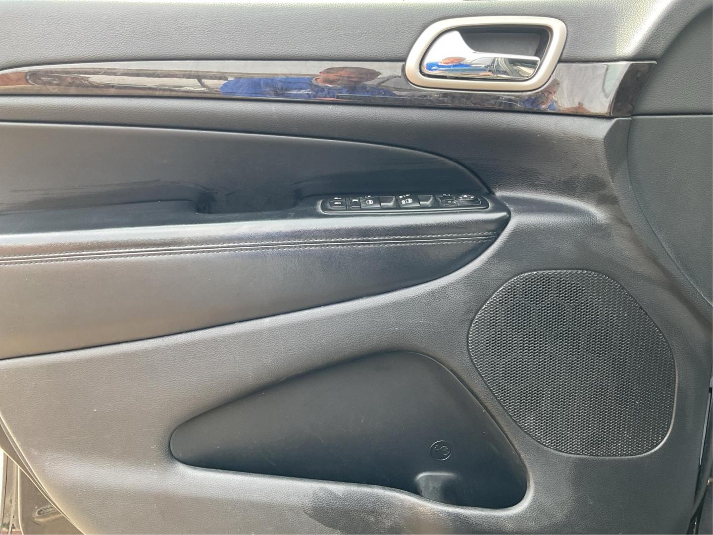 2012 Jeep Grand Cherokee Laredo (1C4RJFAG3CC) with an Other engine, located at 1951 S Dayton Lakeview Rd., New Carlisle, OH, 45344, (937) 908-9800, 39.890999, -84.050255 - Photo#17