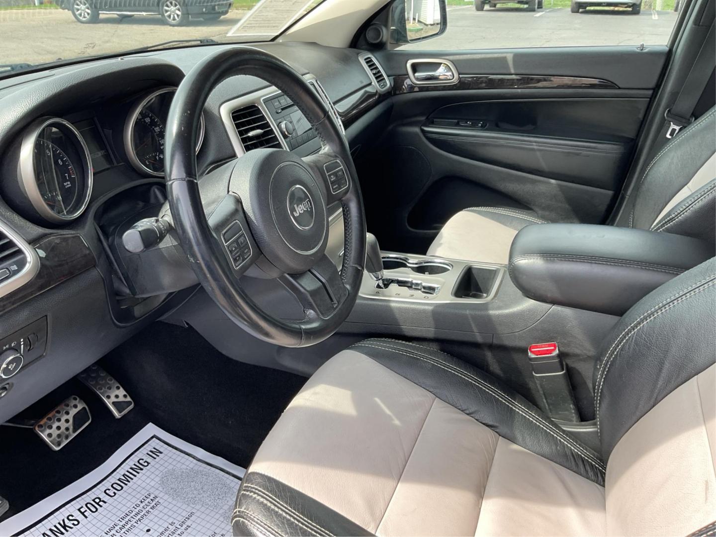 2012 Jeep Grand Cherokee Laredo (1C4RJFAG3CC) with an Other engine, located at 1951 S Dayton Lakeview Rd., New Carlisle, OH, 45344, (937) 908-9800, 39.890999, -84.050255 - Photo#8