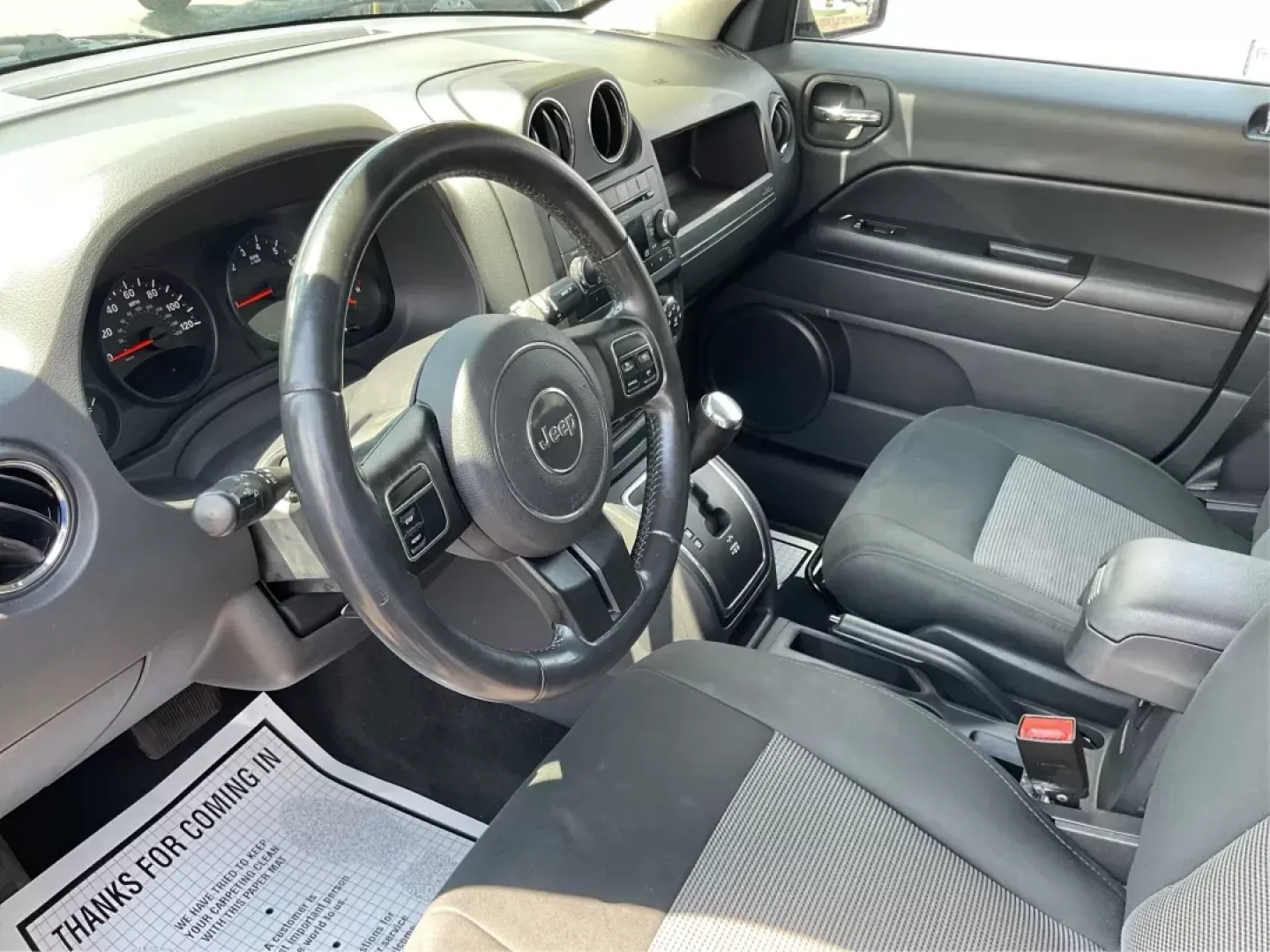 2012 Jeep Patriot Latitude (1C4NJRFB1CD) with an 2.4L I-4 DOHC engine, located at 1230 East Main St, Xenia, OH, 45385, (937) 908-9800, 39.688042, -83.910538 - Photo#8
