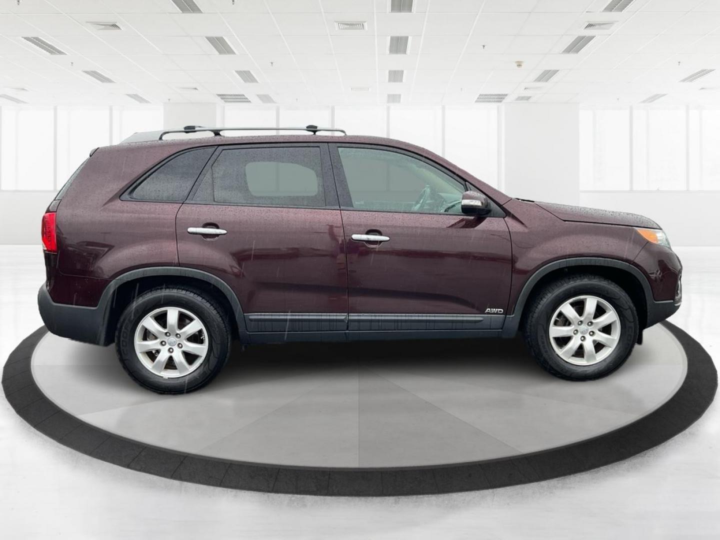 2012 Kia Sorento LX (5XYKTDA6XCG) with an 2.4L I-4 gasoline direct injection engine, located at 1951 S Dayton Lakeview Rd., New Carlisle, OH, 45344, (937) 908-9800, 39.890999, -84.050255 - Photo#1