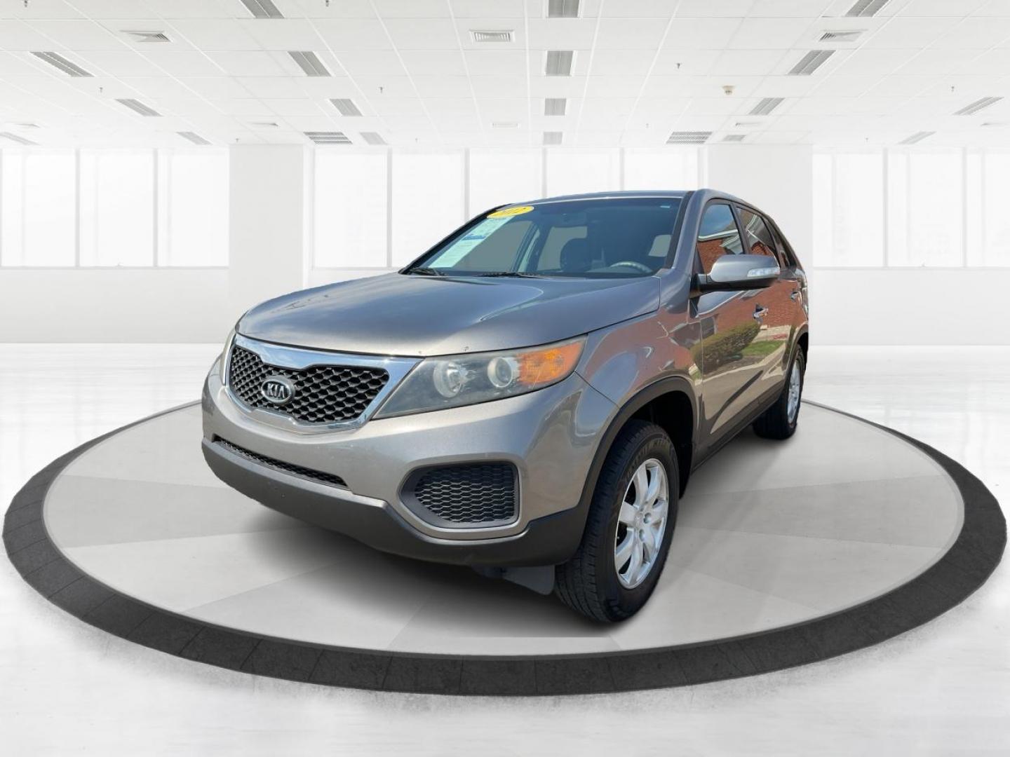 2012 Kia Sorento LX (5XYKT3A17CG) with an 2.4L I-4 DOHC engine, located at 401 Woodman Dr, Riverside, OH, 45431, (937) 908-9800, 39.761024, -84.120956 - Photo#7